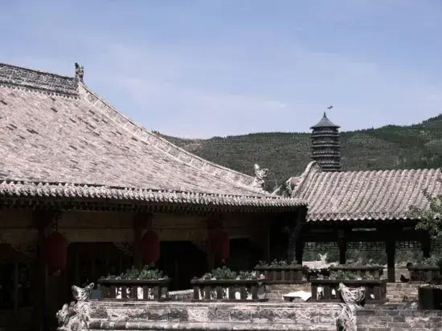 Xiangyuanlong Inn