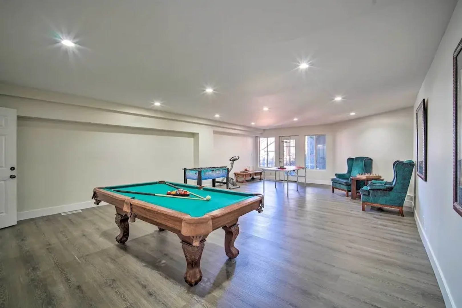 Relaxing Lake Arrowhead Home ~ 1 Mi to Lake!