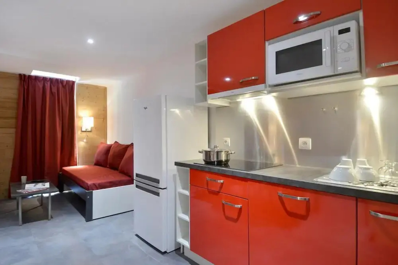 Residence Saintjacques Three-roomed Apartment for 7 People in the Resort Center S716