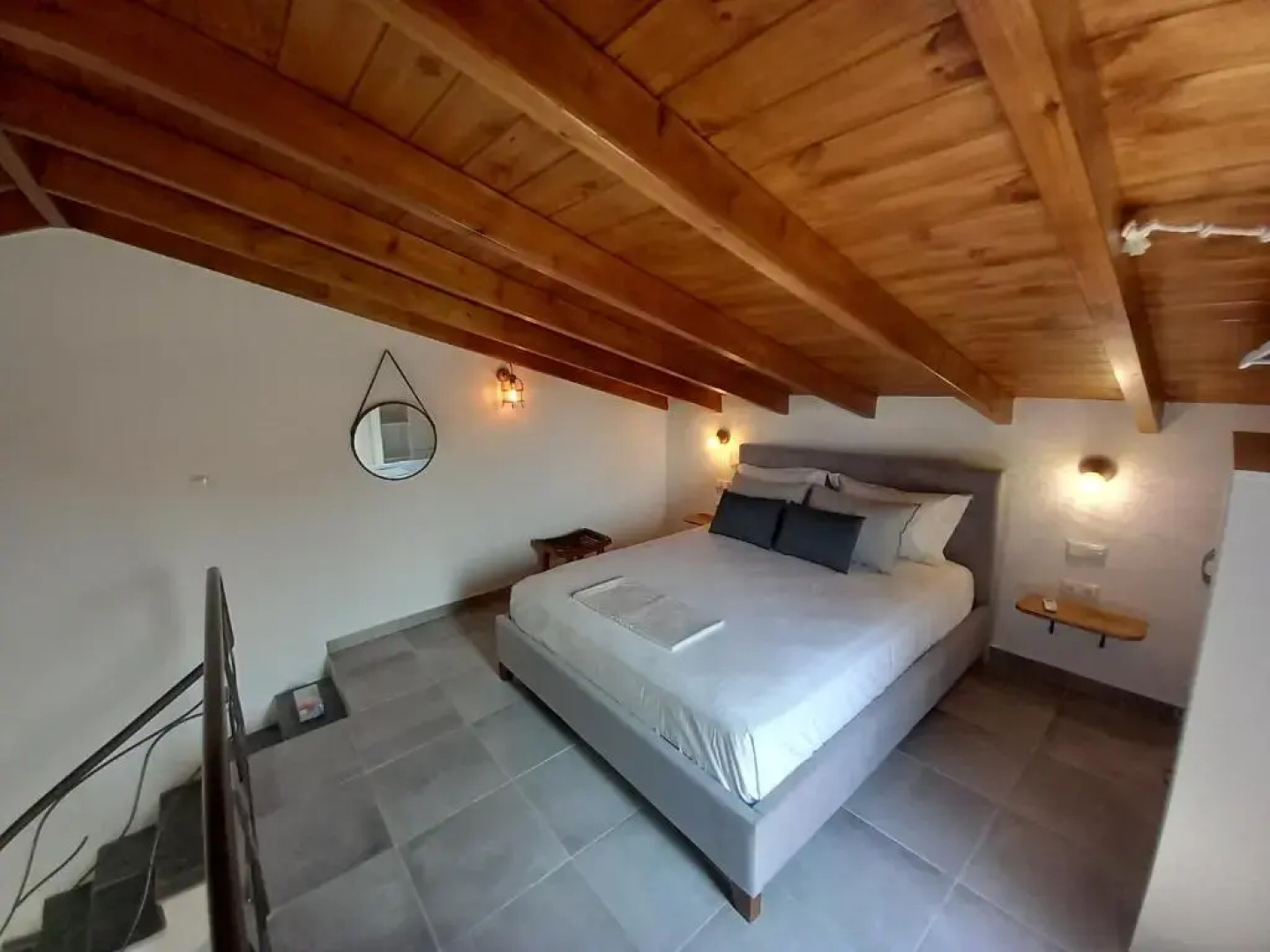 Koroni Stone House, newly built studios by the sea