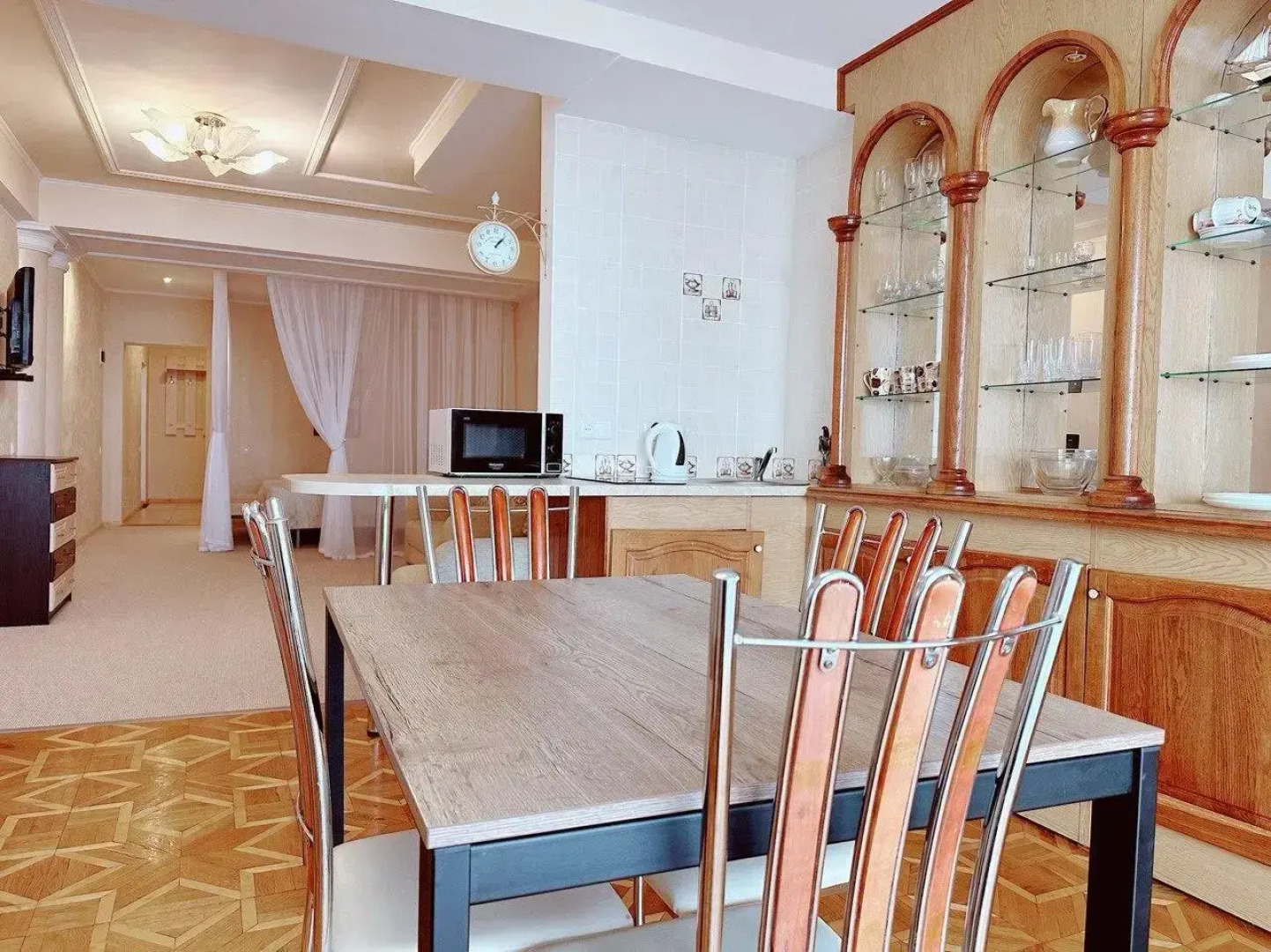 Милана, Алёна, Варвара, Елена