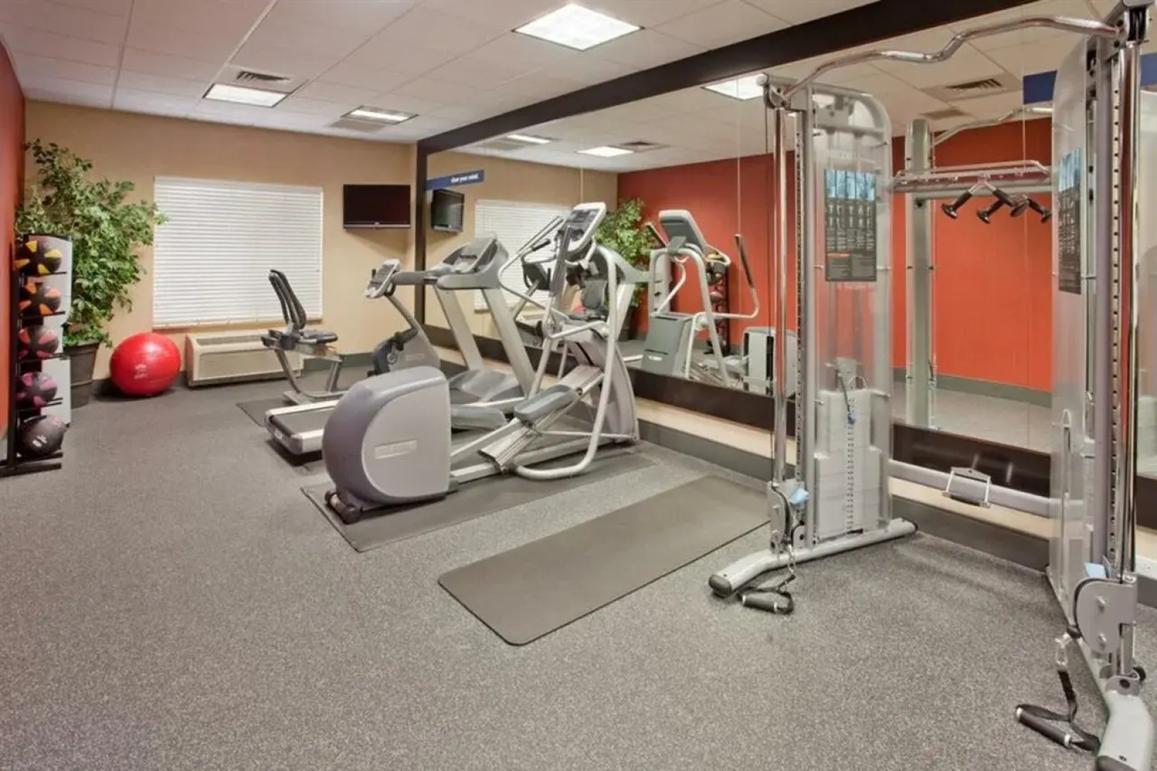 Hampton Inn And Suites Hemet