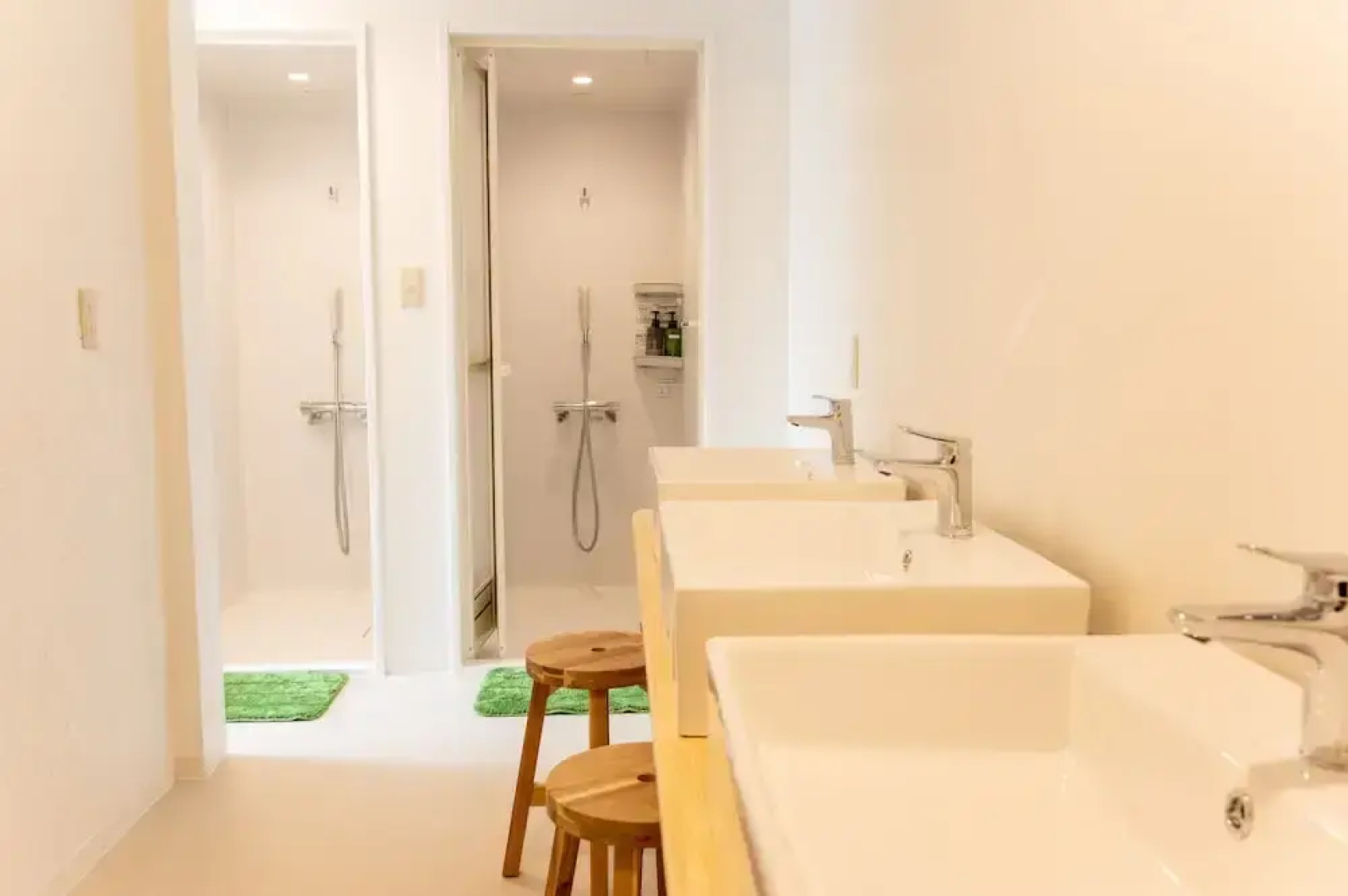 Mountain Lodge at 1,400m Hütte Jil Shirakabako