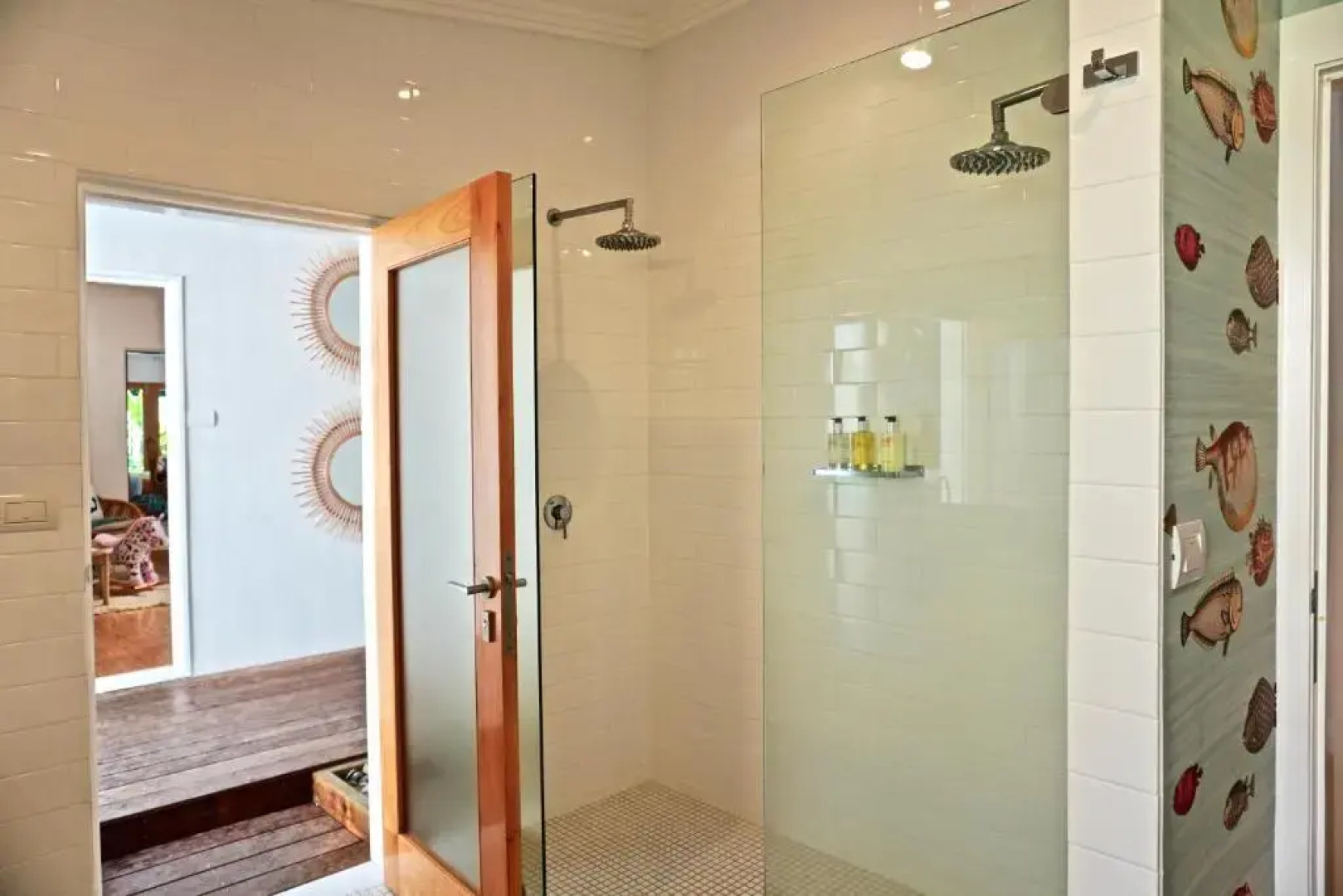 Pineapple Petes Beach House