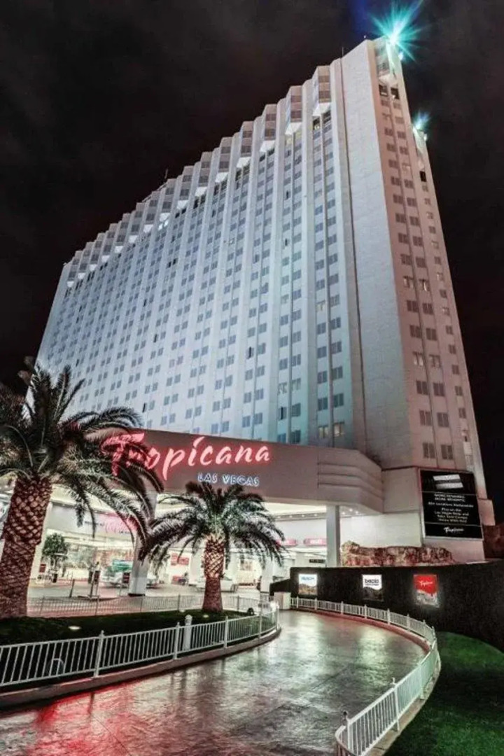 Tropicana Las Vegas a DoubleTree by Hilton Hotel and Resort