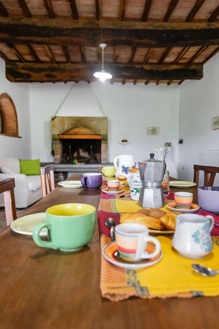 A total immersion in greenery and tranquillity.-Casale LUISA