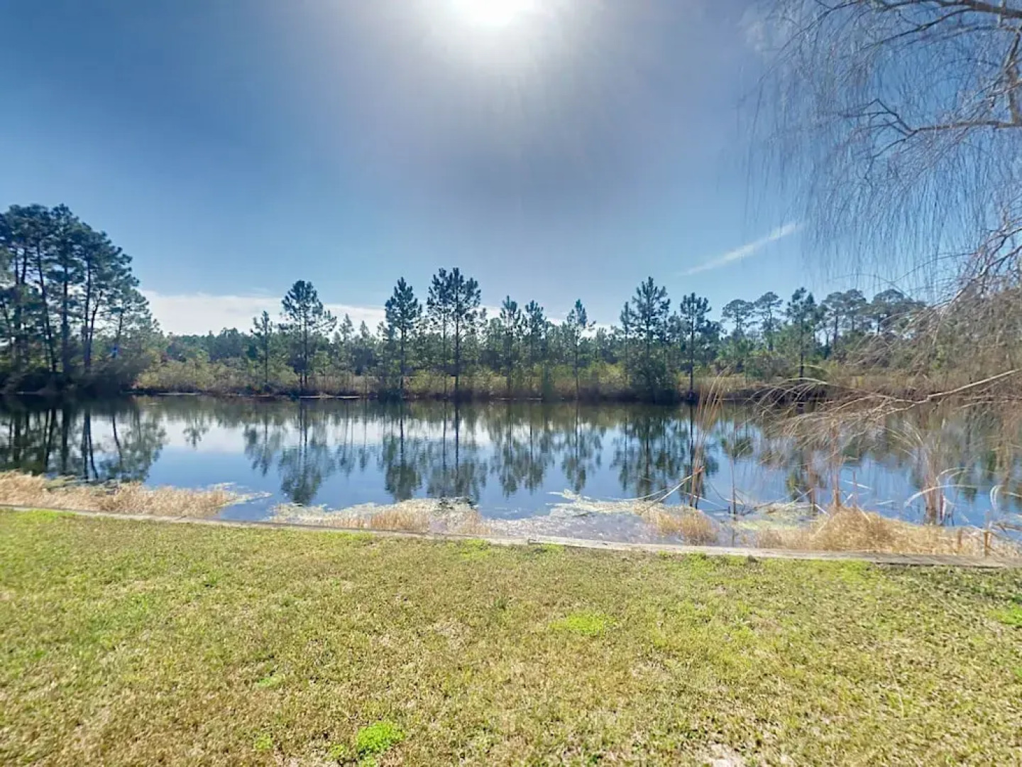 6703 Harbour Blvd Home 3 Bedrooms 2 Bathrooms Home