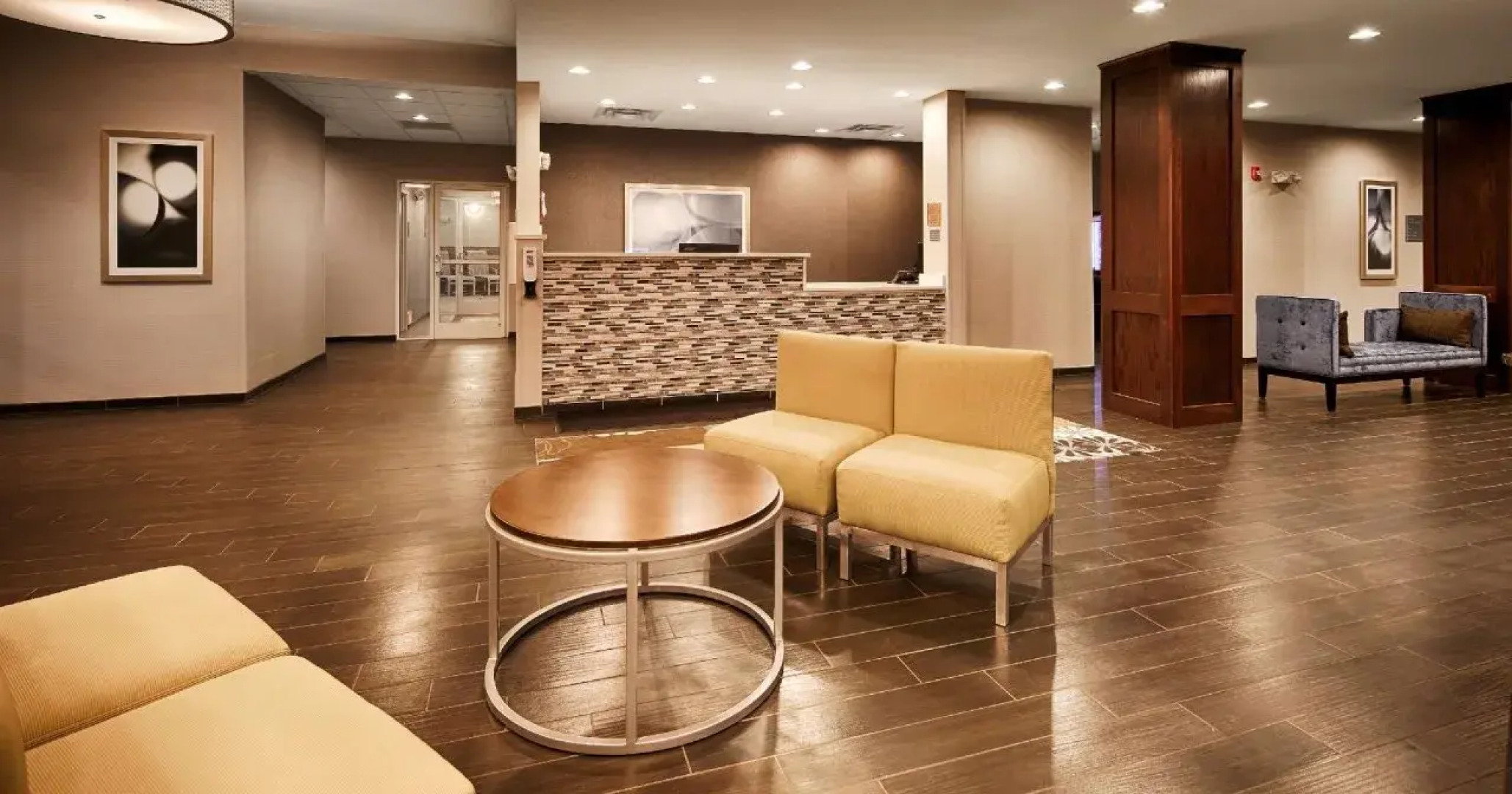 Best Western Plus Boardman Inn & Suites