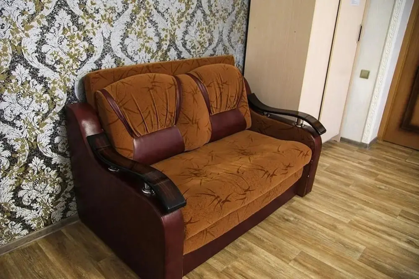 Отель «Мега»