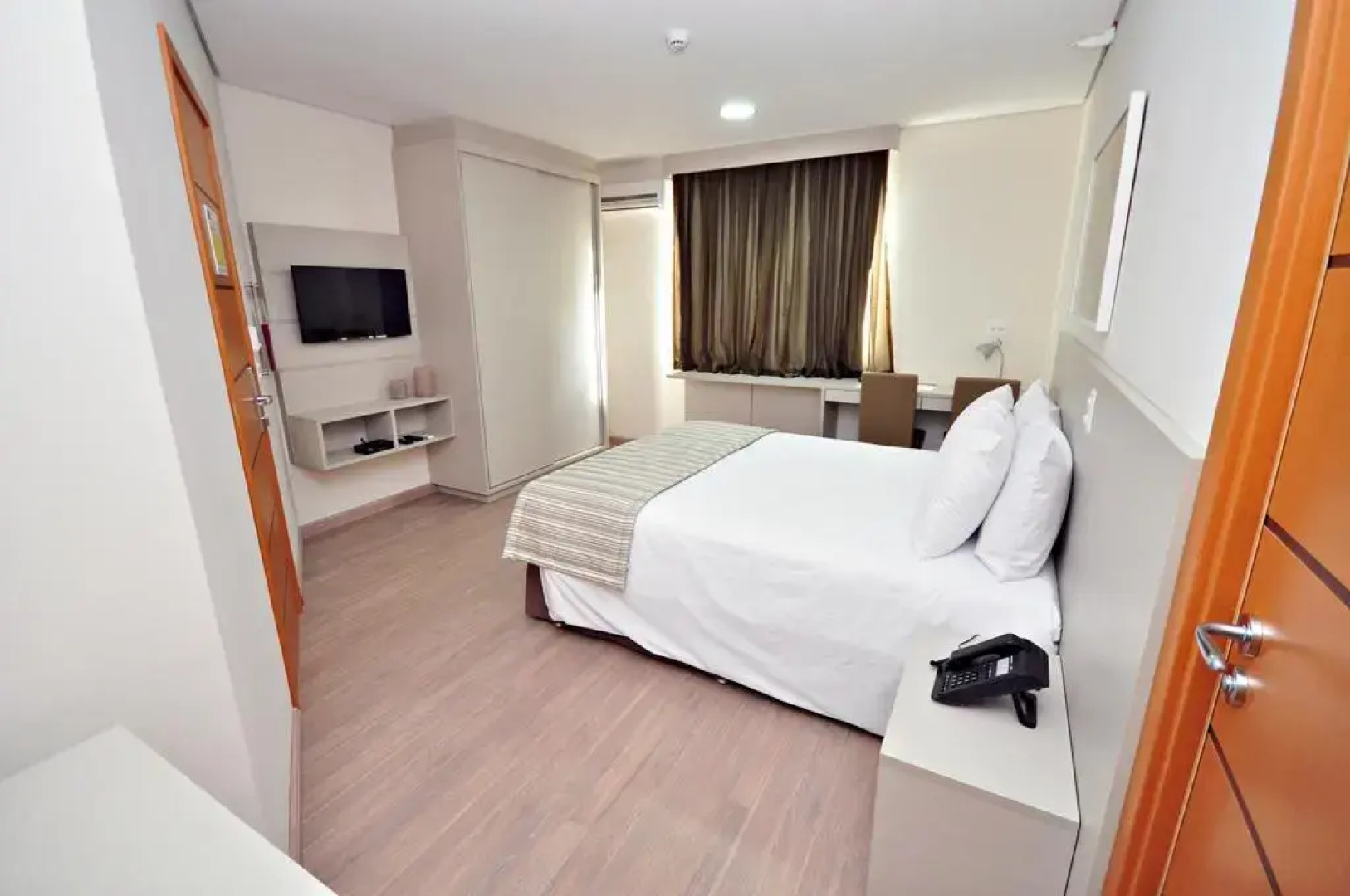 Travel Inn Diamond Hotel