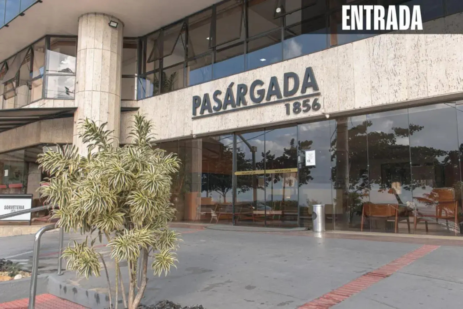 Flat Pasargada 404