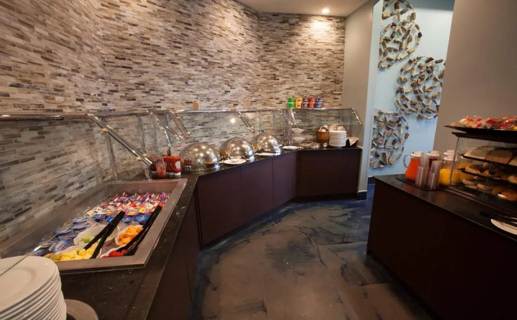 Crowne Plaza Melbourne - Oceanfront by IHG