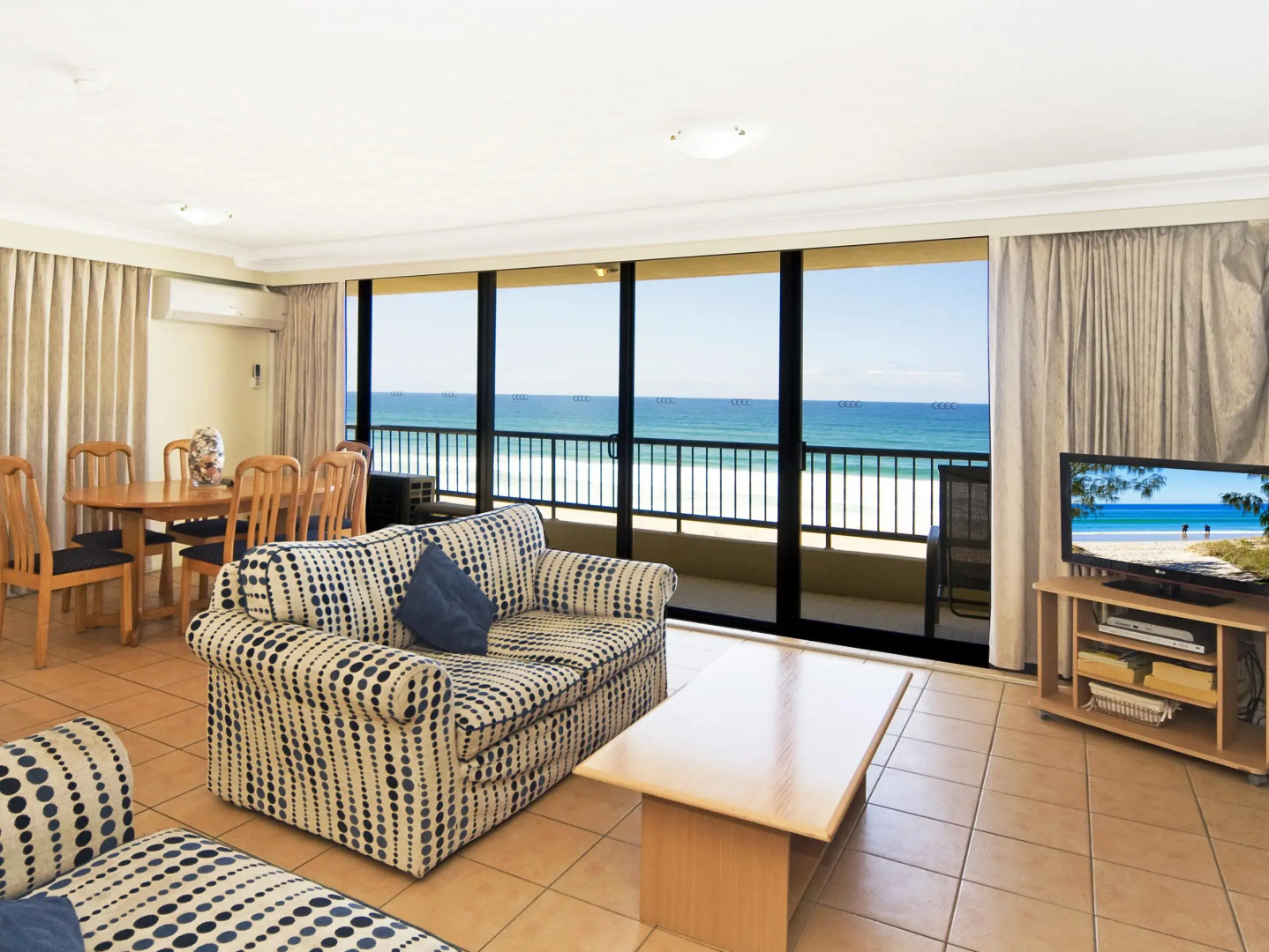 Pelican Sands Beach Resort