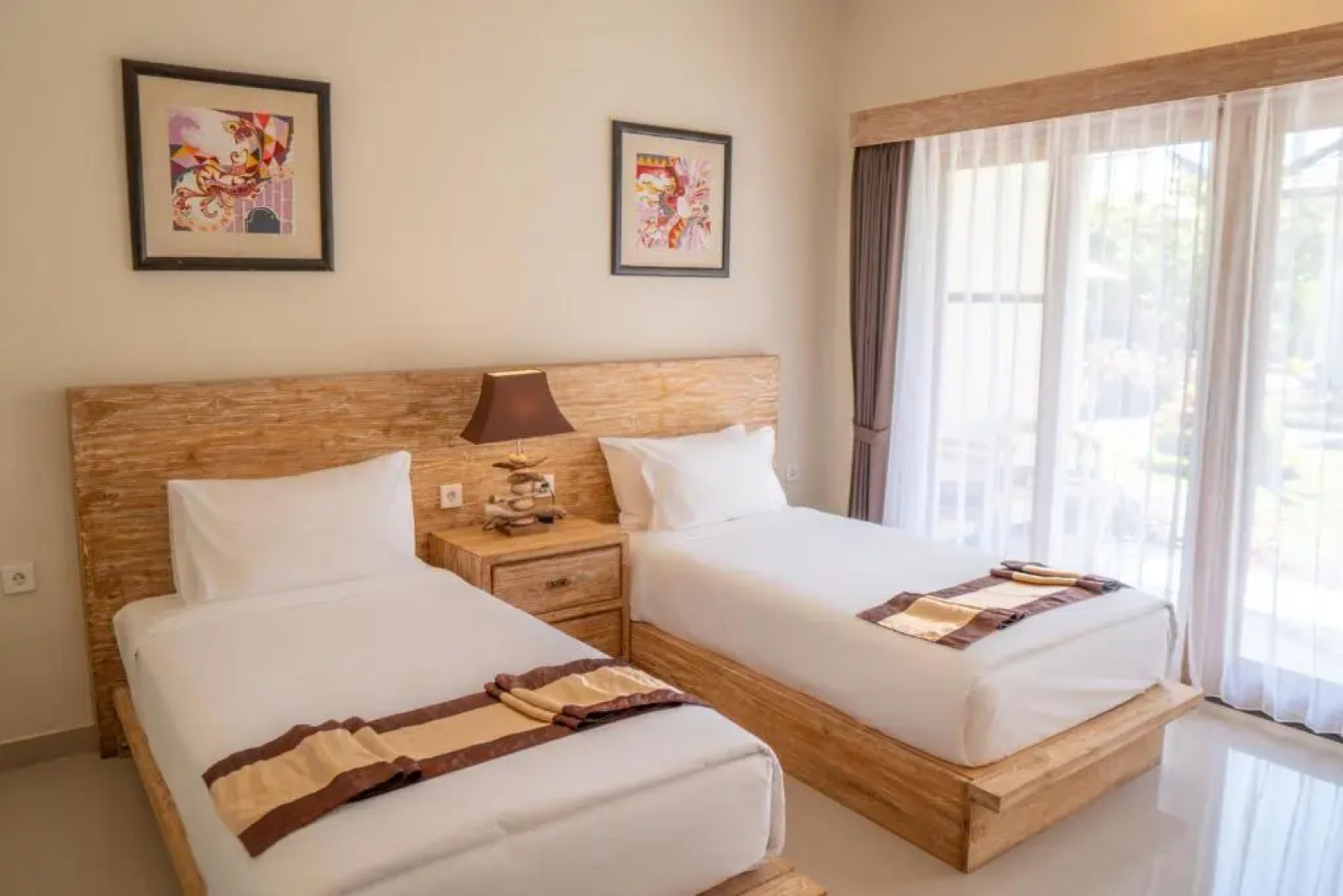 Green Dmel Luxury Homestay