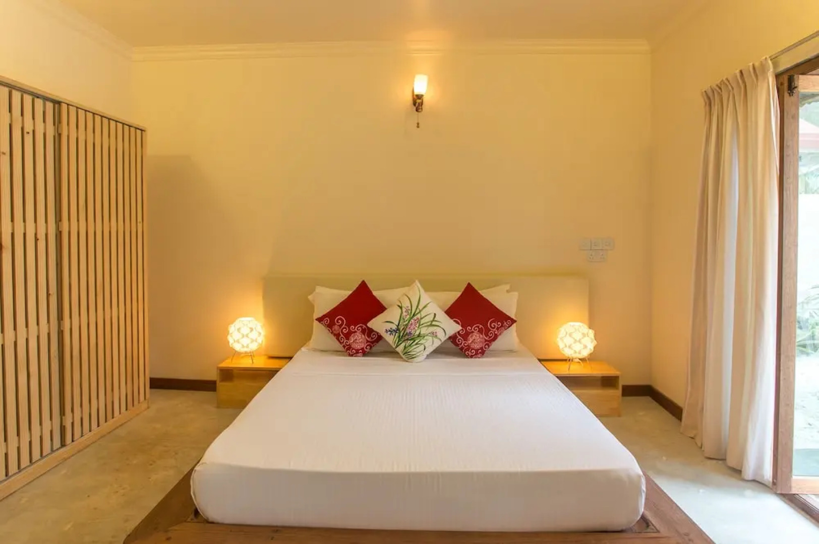 Thoddoo Retreat Grand