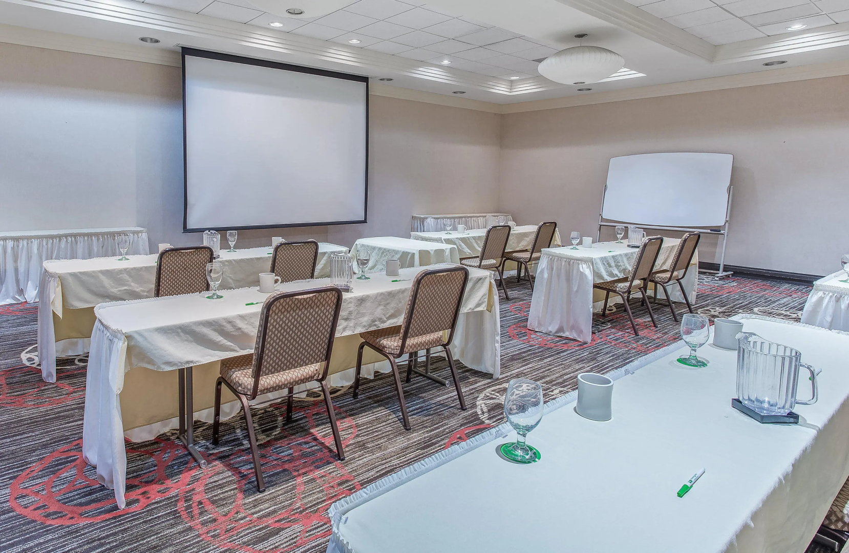Holiday Inn Louisville Airport - Fair/Expo by IHG