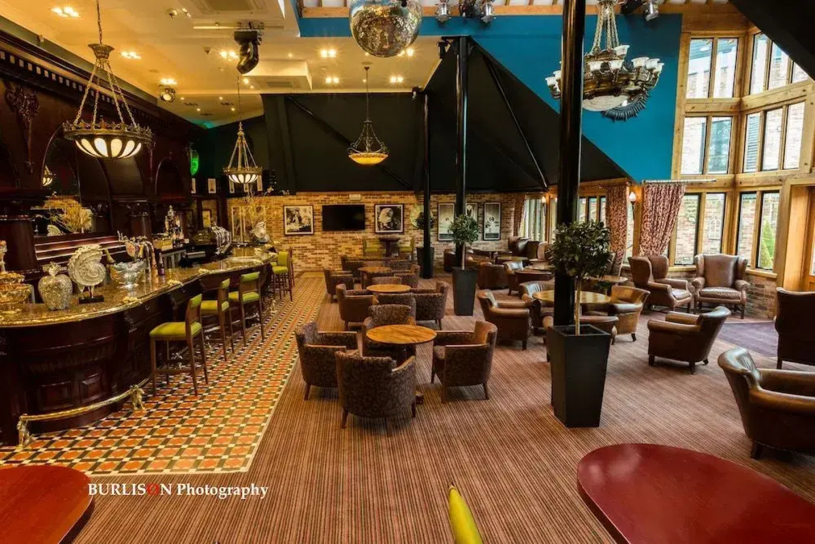 Old Thorns Hotel & Resort