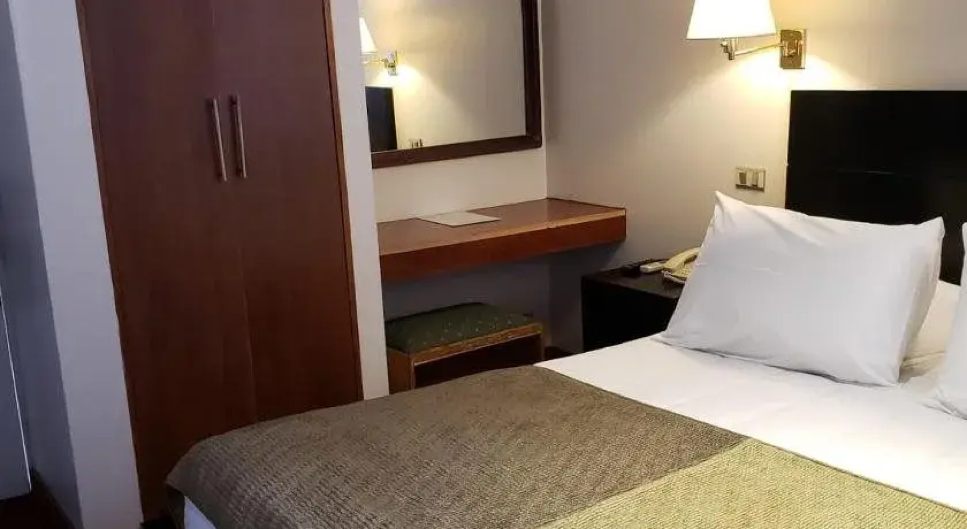 Hotel Gavina Express