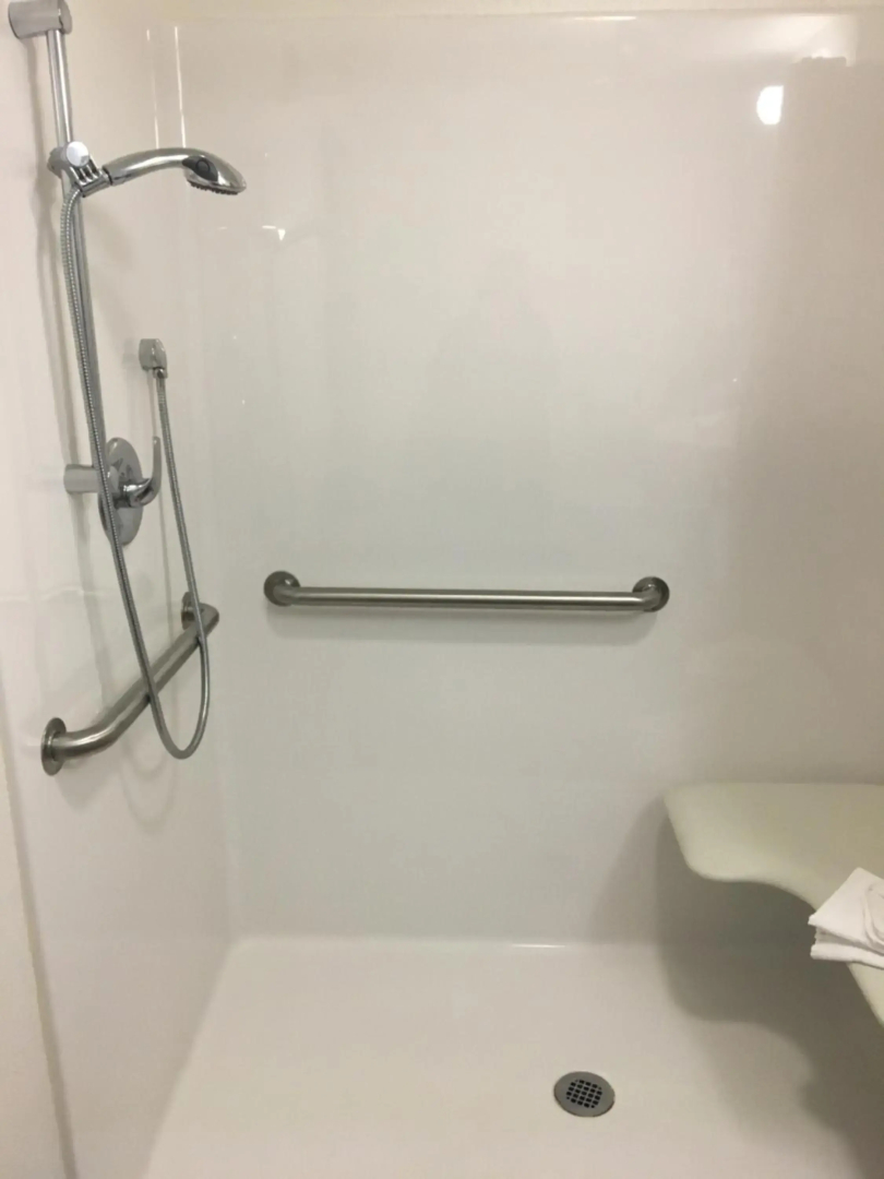 Motel 6 Bremerton, WA