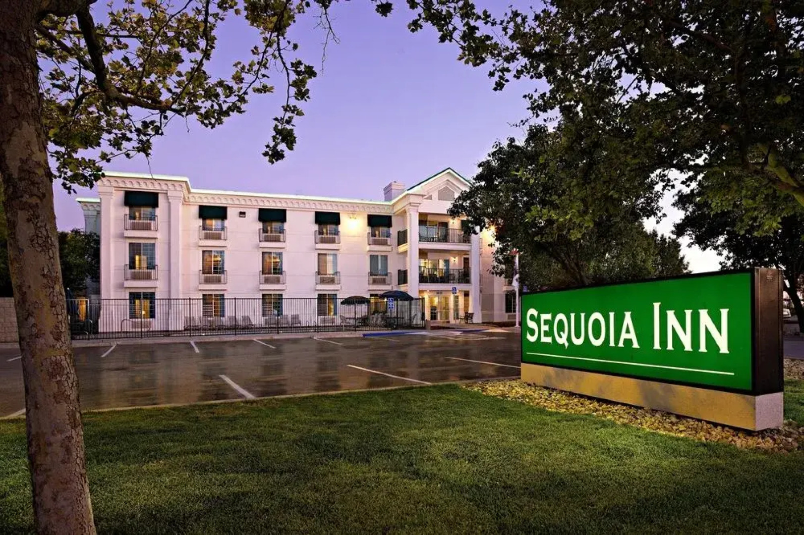 Sequoia Inn