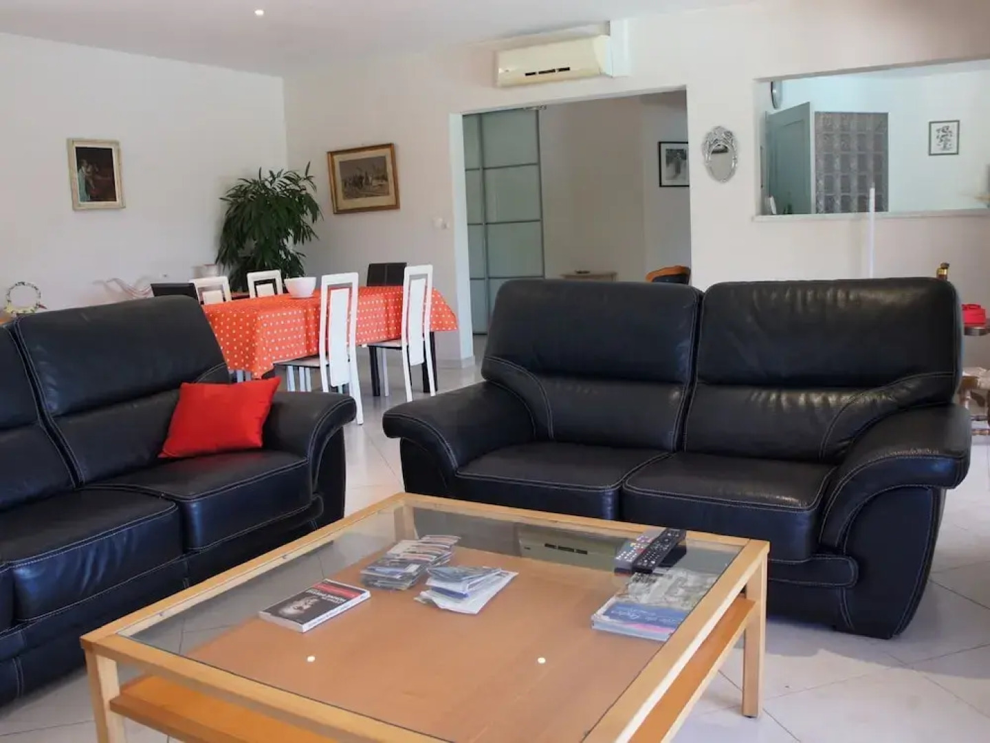 Beautiful Holiday Home in Cotignac France With Swimming Pool