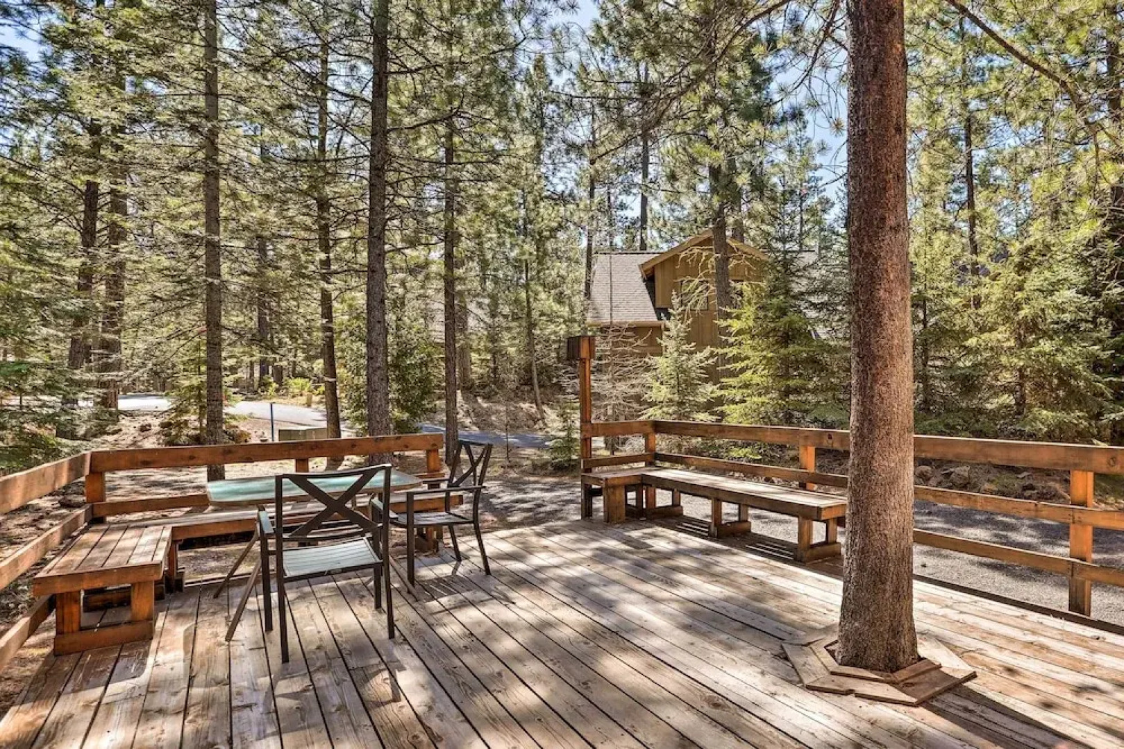 Memorable Woodland Getaway w/ Hot Tub & Grill!