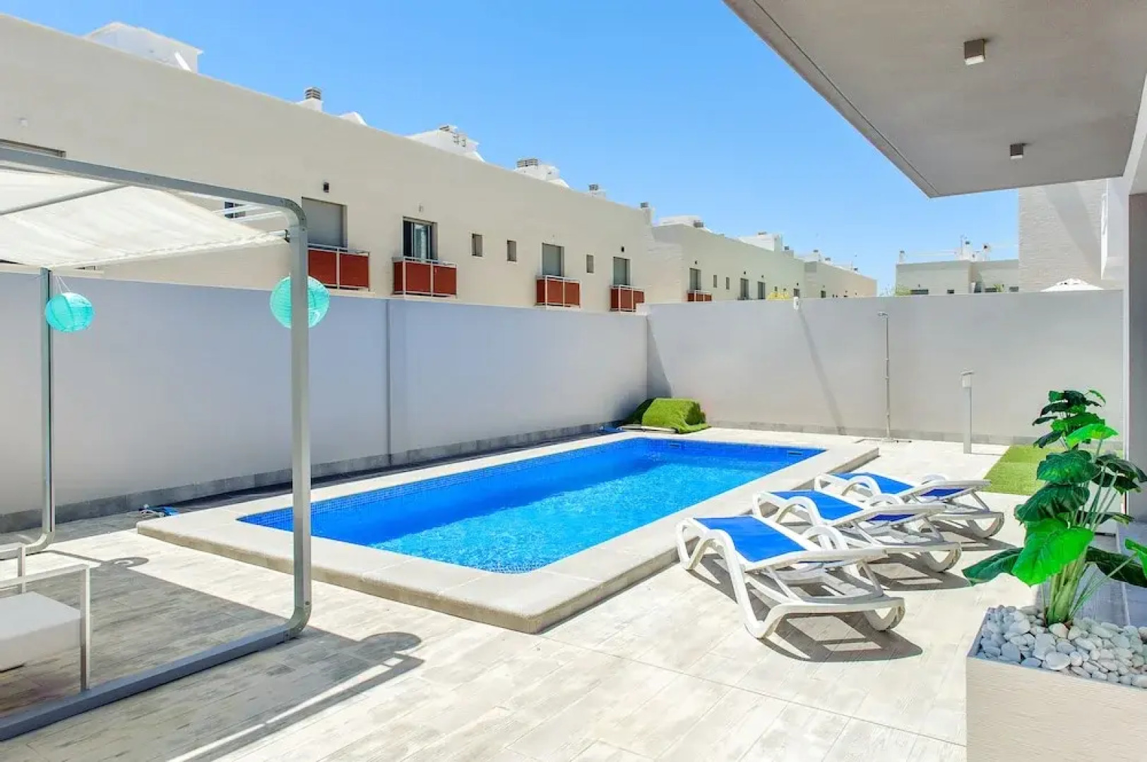 Chalet Bennecke Atenea