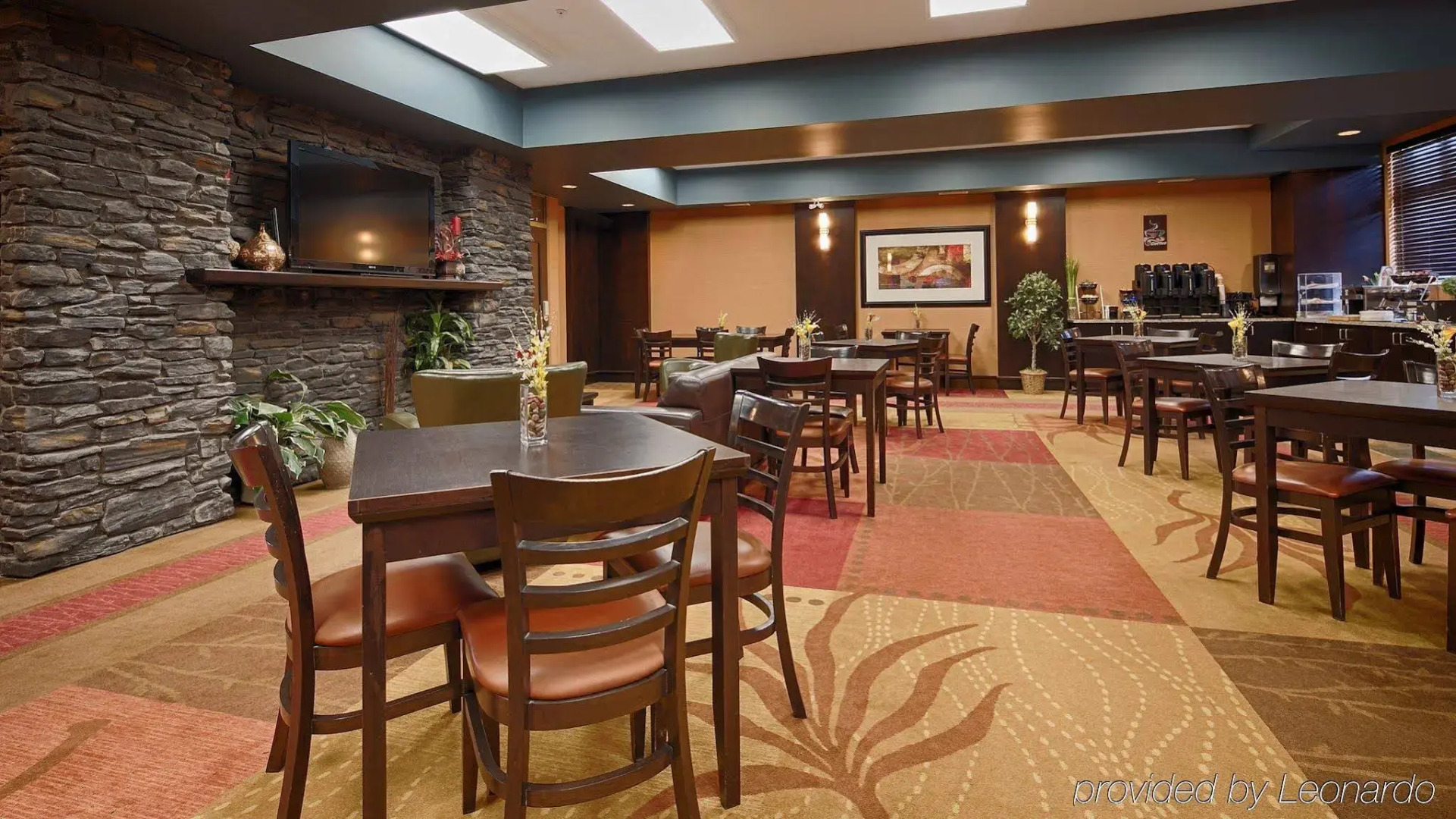 Best Western Bonnyville Inn & Suites