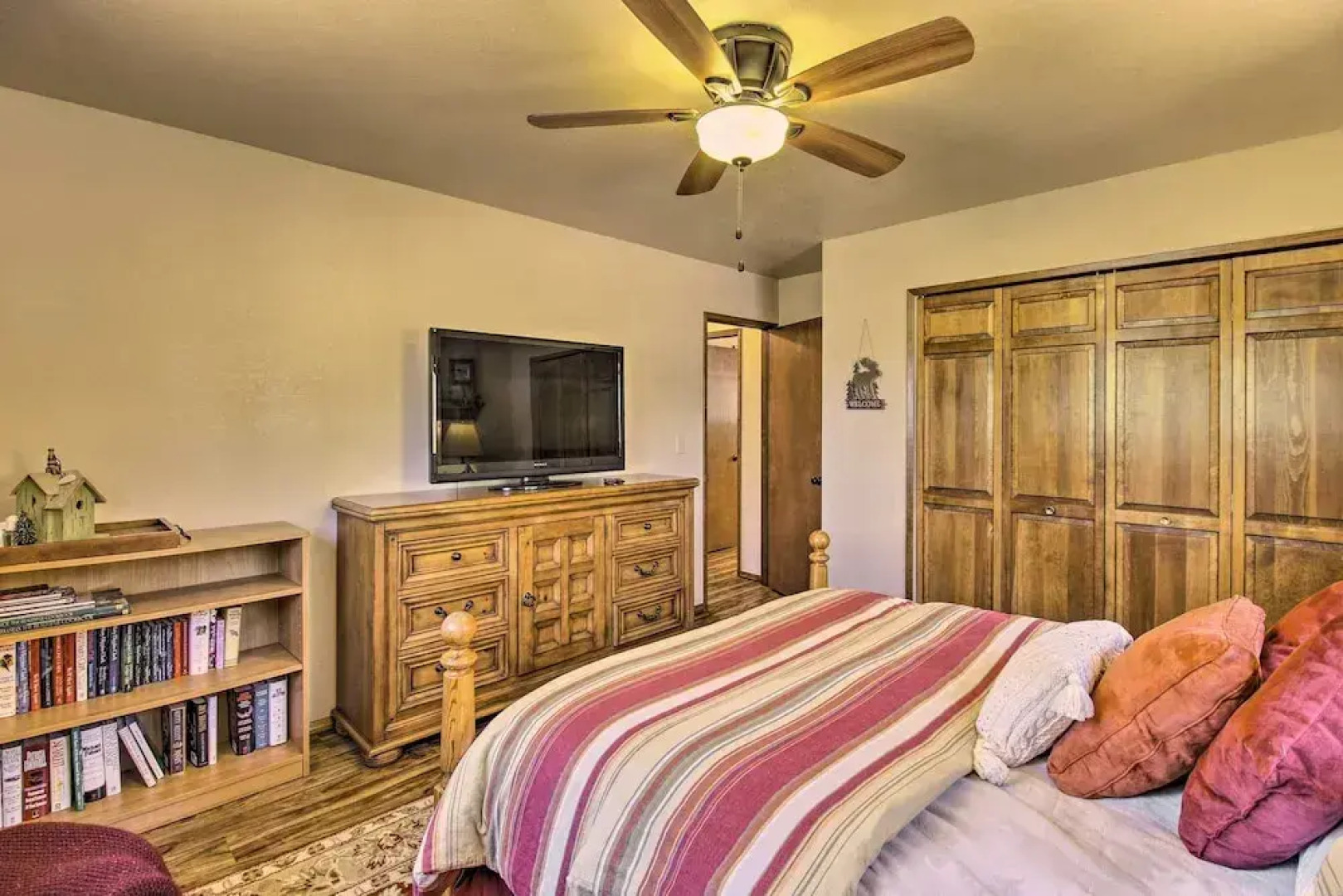 Rustic, Forest-view Retreat in Heber-overgaard!