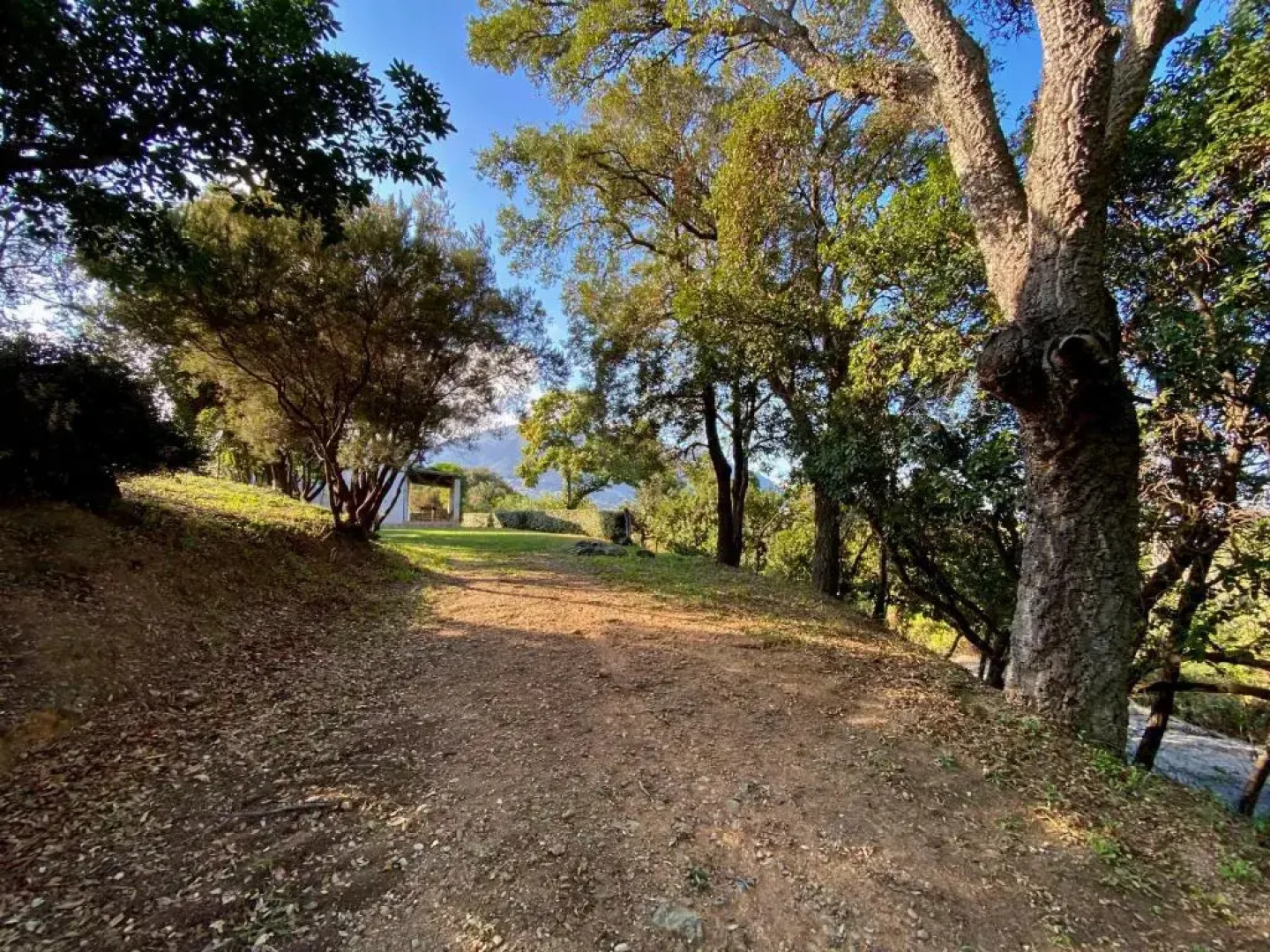 Villa vue mer dans nature protégée, plage à 1,5 km