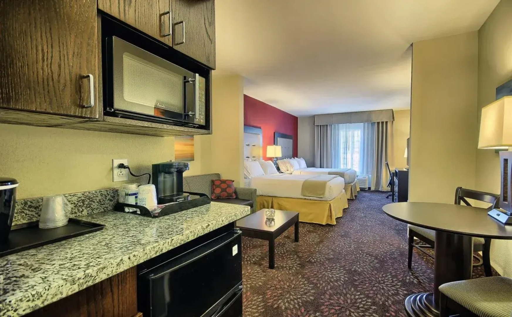 Holiday Inn Express & Suites New Martinsville by IHG