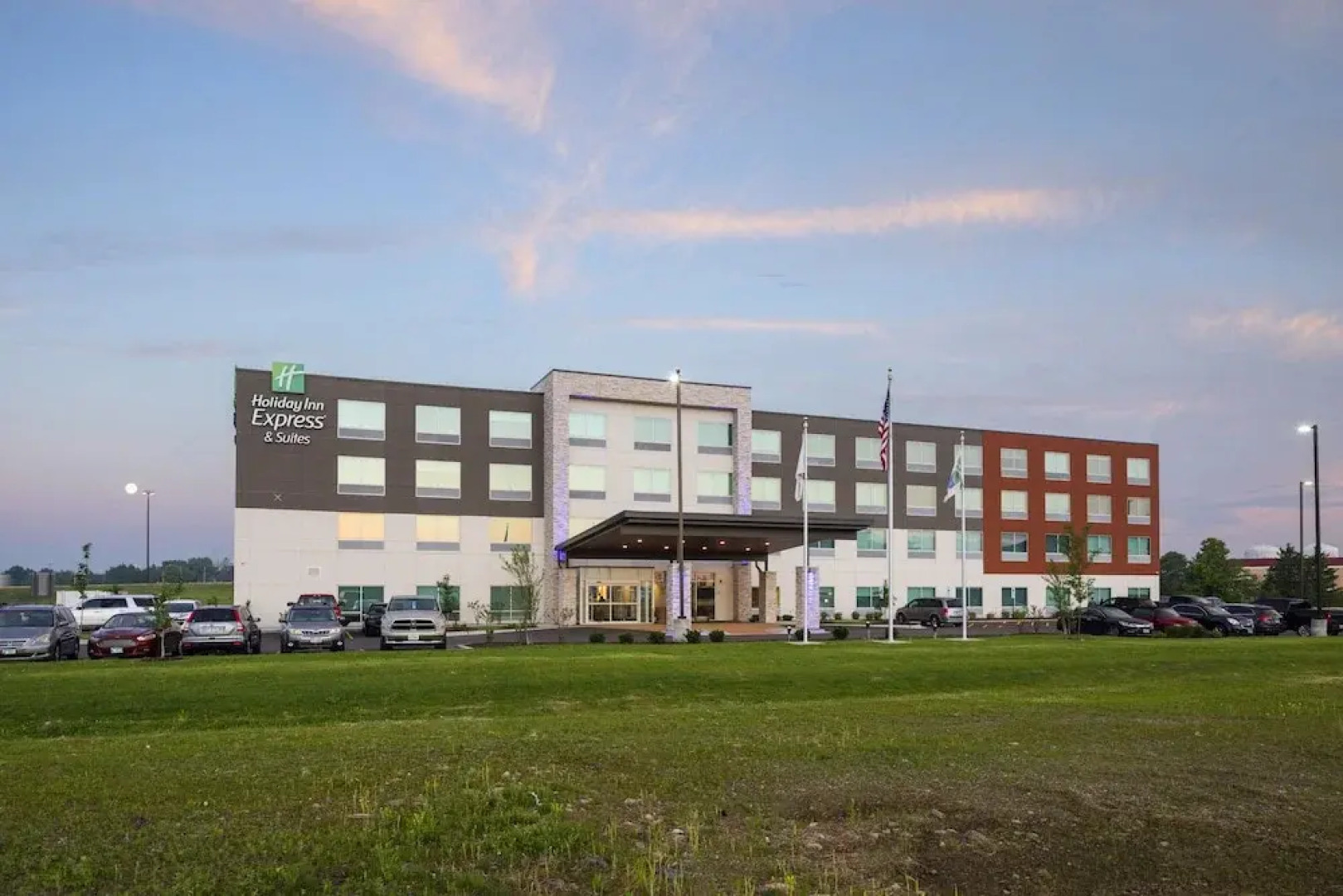 Holiday Inn Express & Suites Bourbonnais East - Bradley