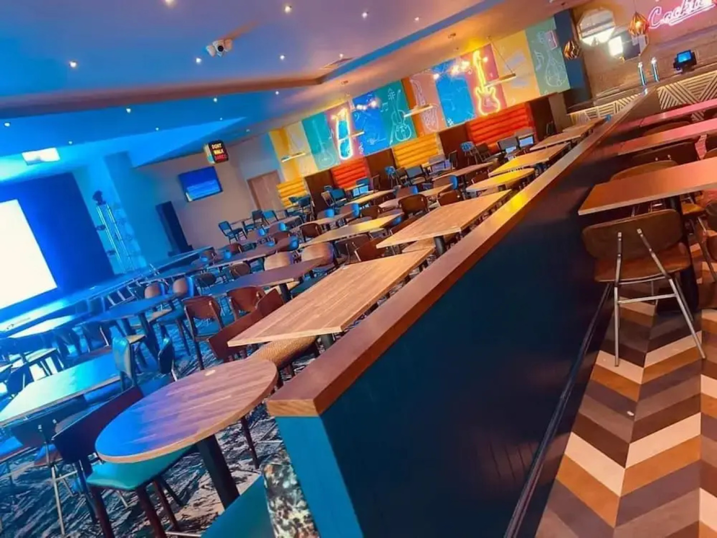 Adorable 2 Bedroom Caravan in Clacton-on-sea