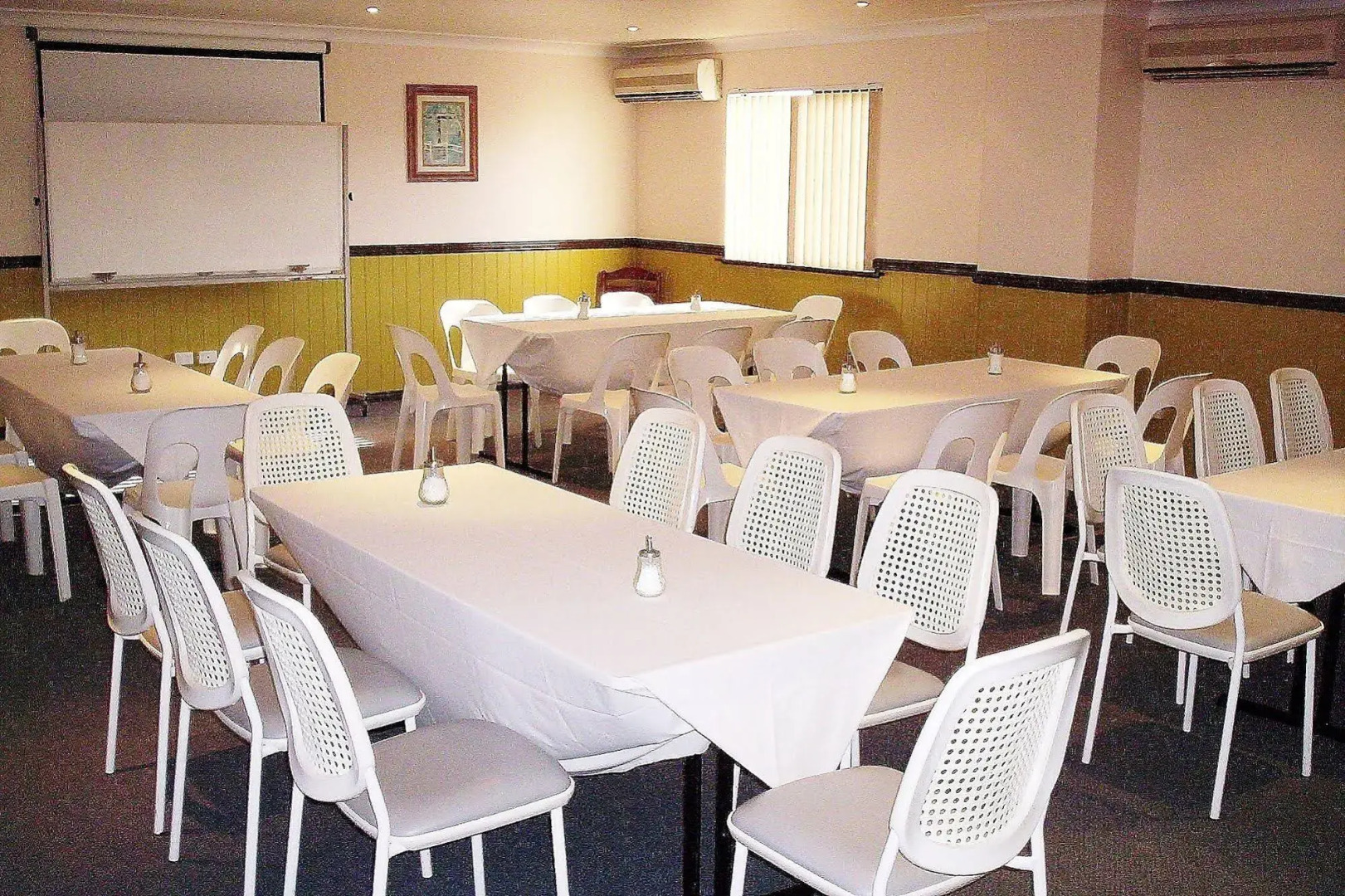 Aspley Carsel Motor Inn