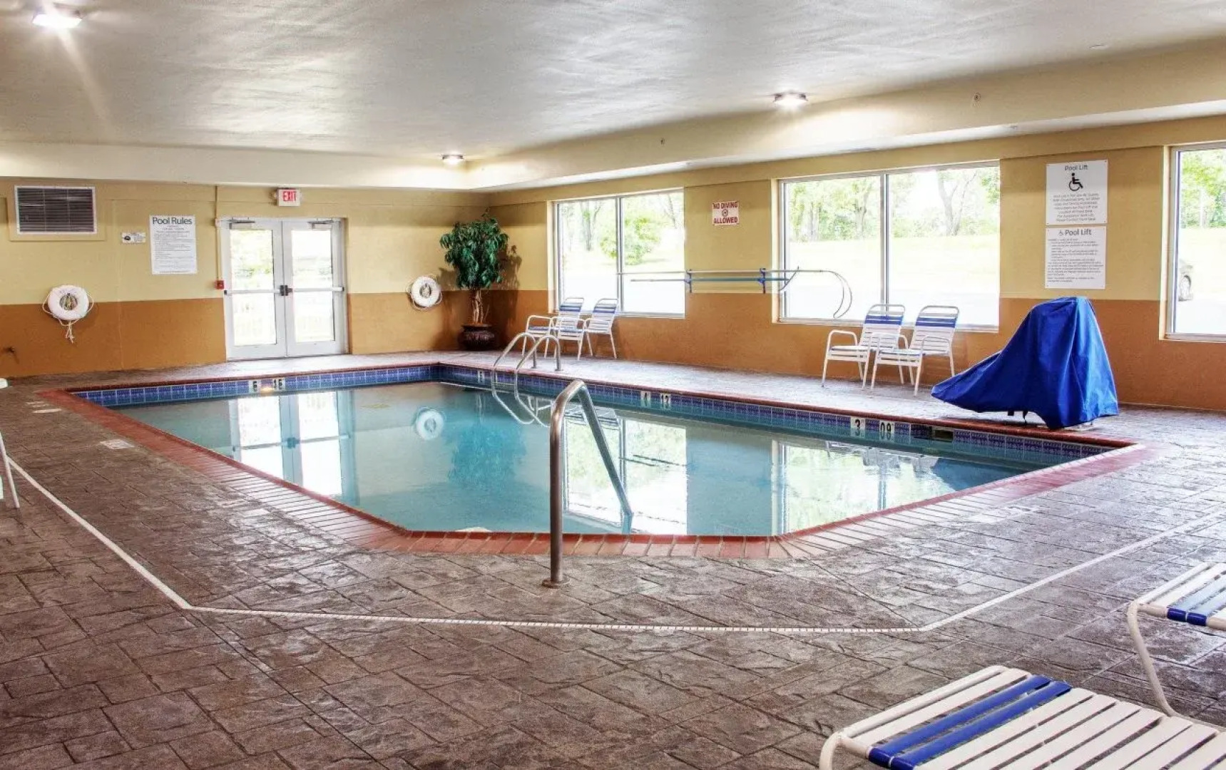 Holiday Inn Express & Suites Lexington Dtwn Area-Keenland by IHG