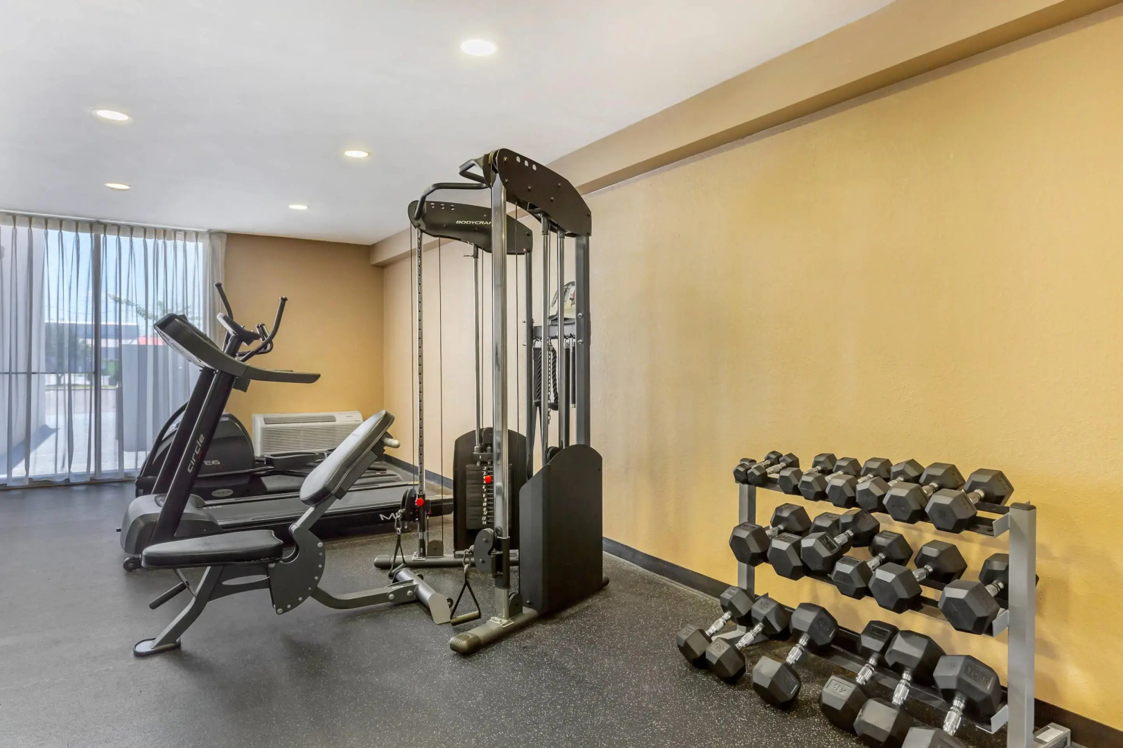 Quality Inn & Suites Spring Lake - Fayetteville near Fort Bragg