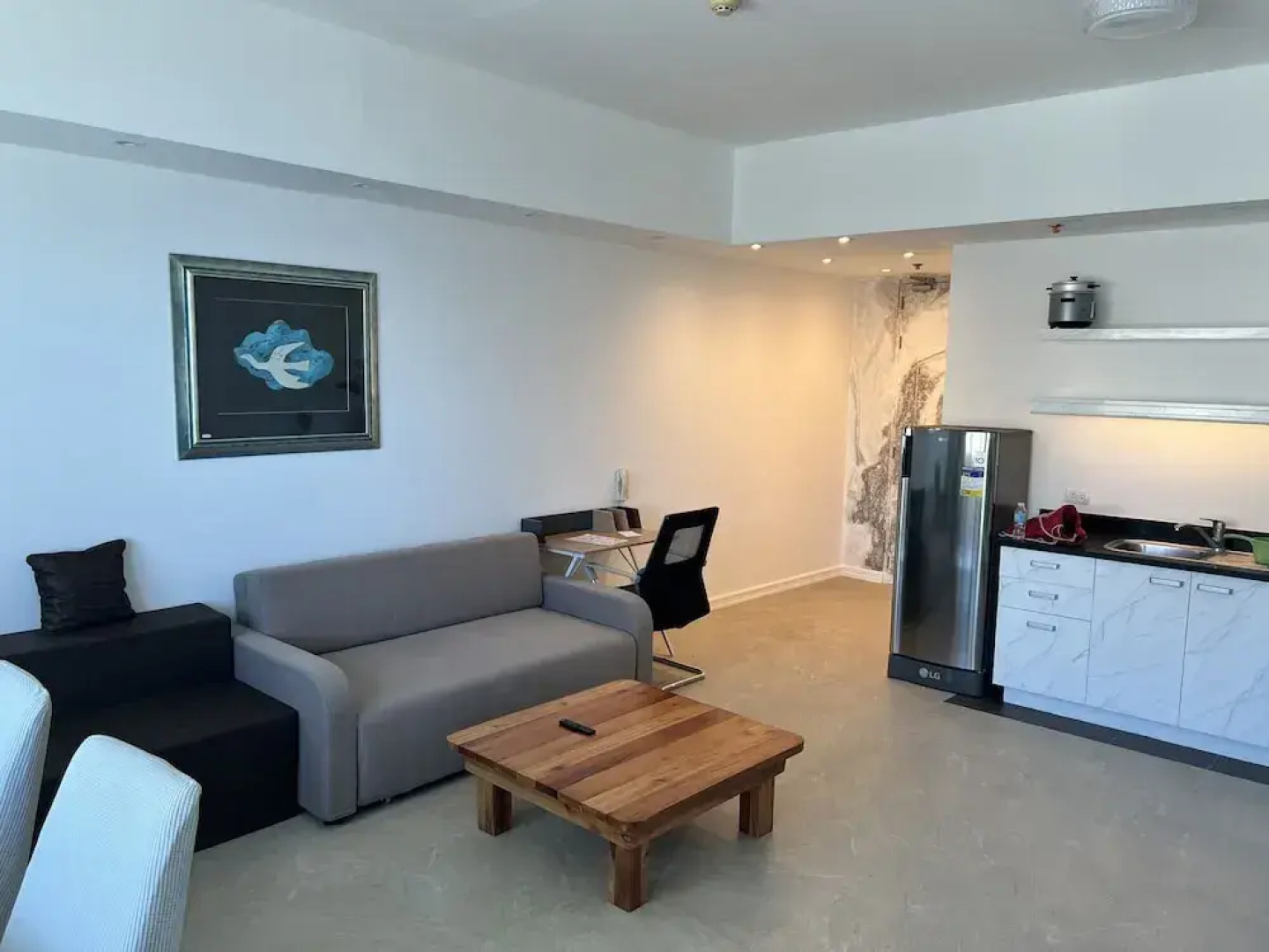 La Mirada Residences