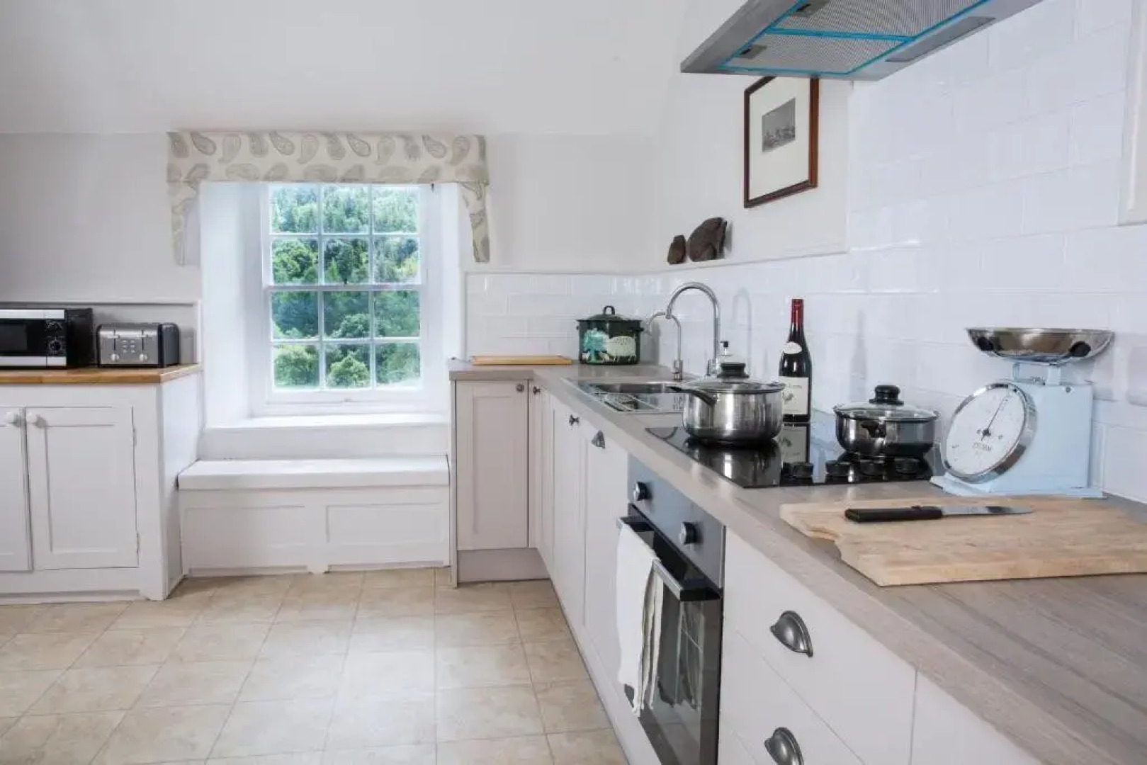 The Old House, Llwyn Madoc