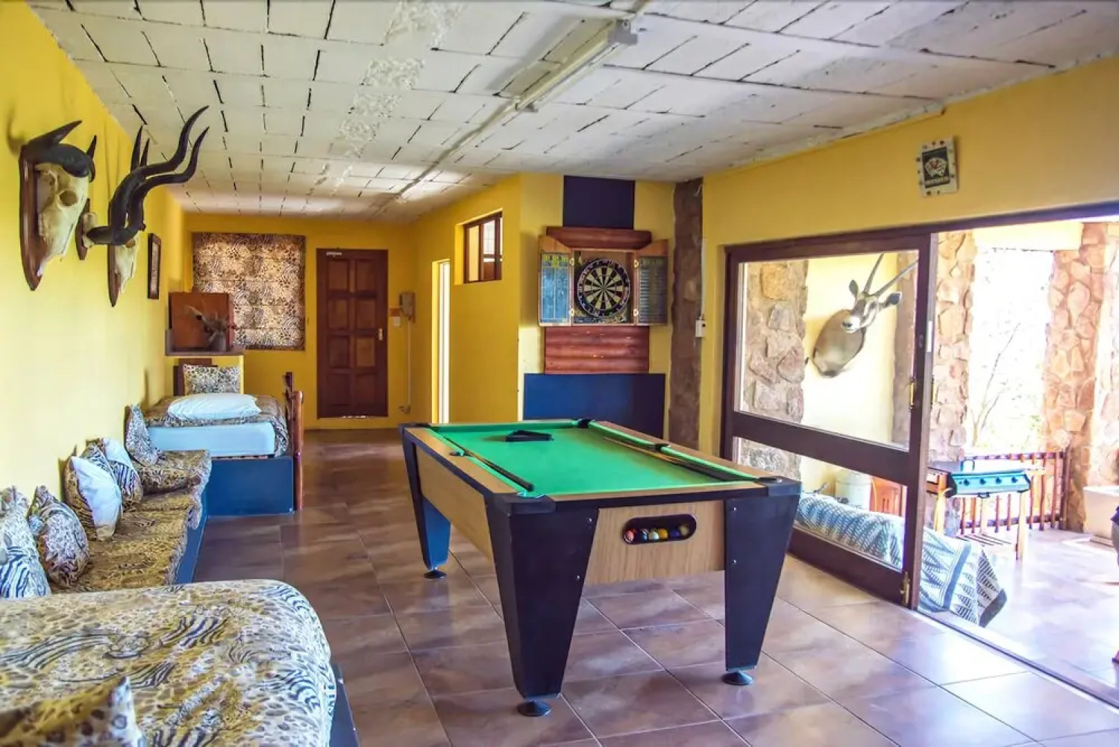 Mabalingwe Uzuri Game Lodge