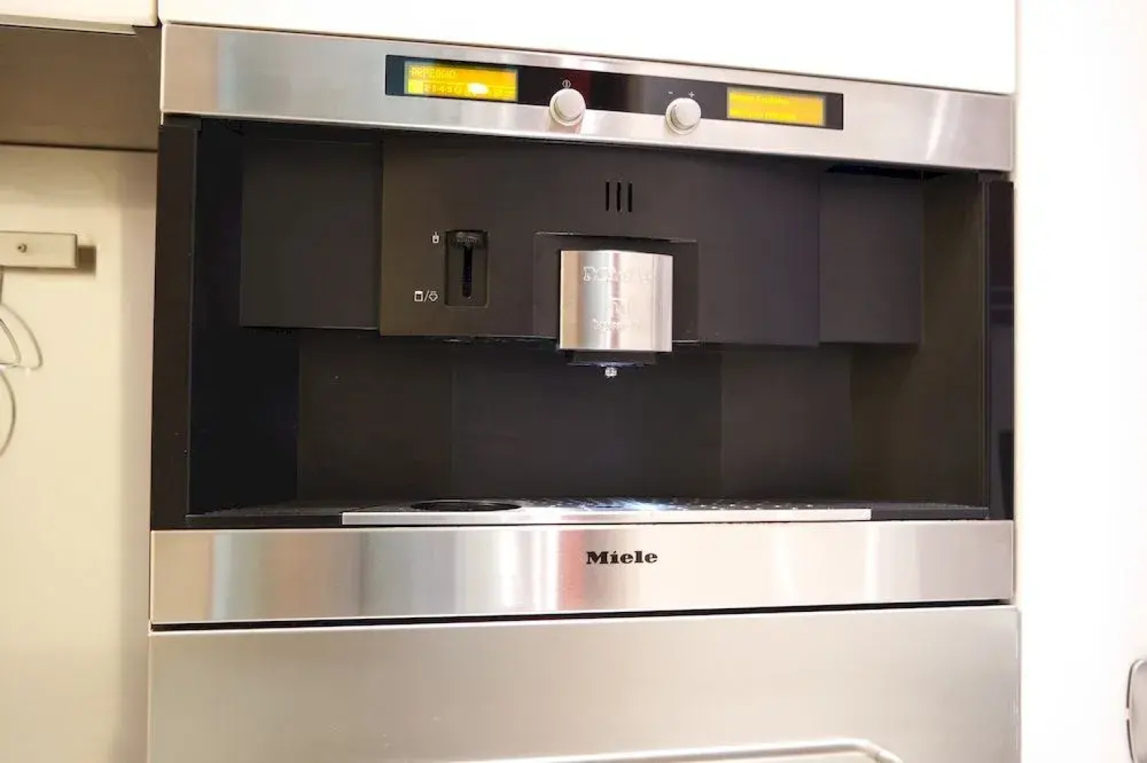 Temporary Home Milan Fashion District