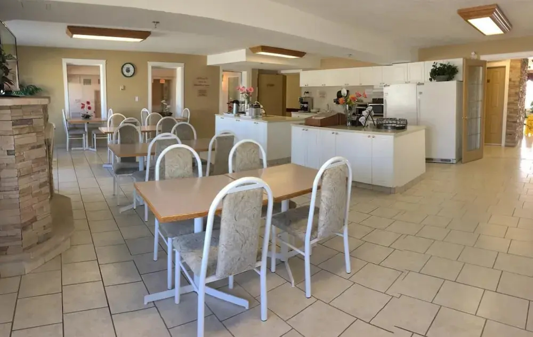 Western Budget Motel Whitecourt 3