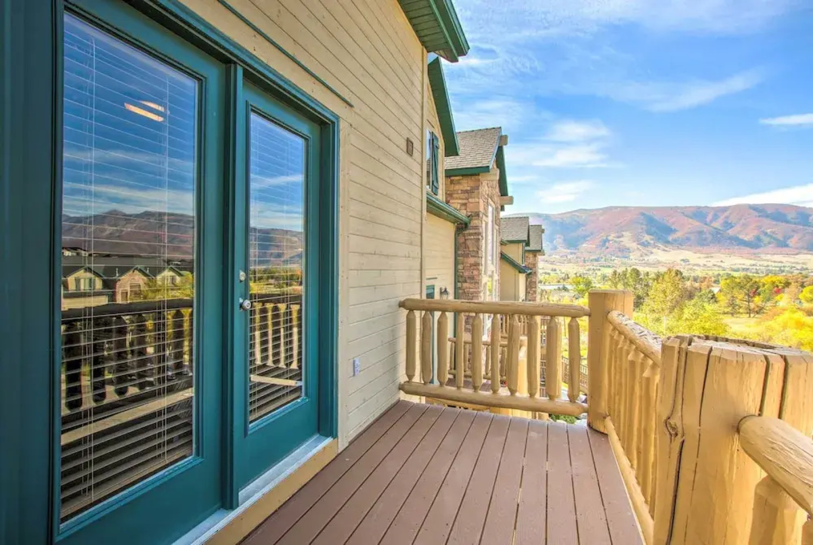 Cozy Eden Condo Retreat < 6 Mi to Ski Resort!