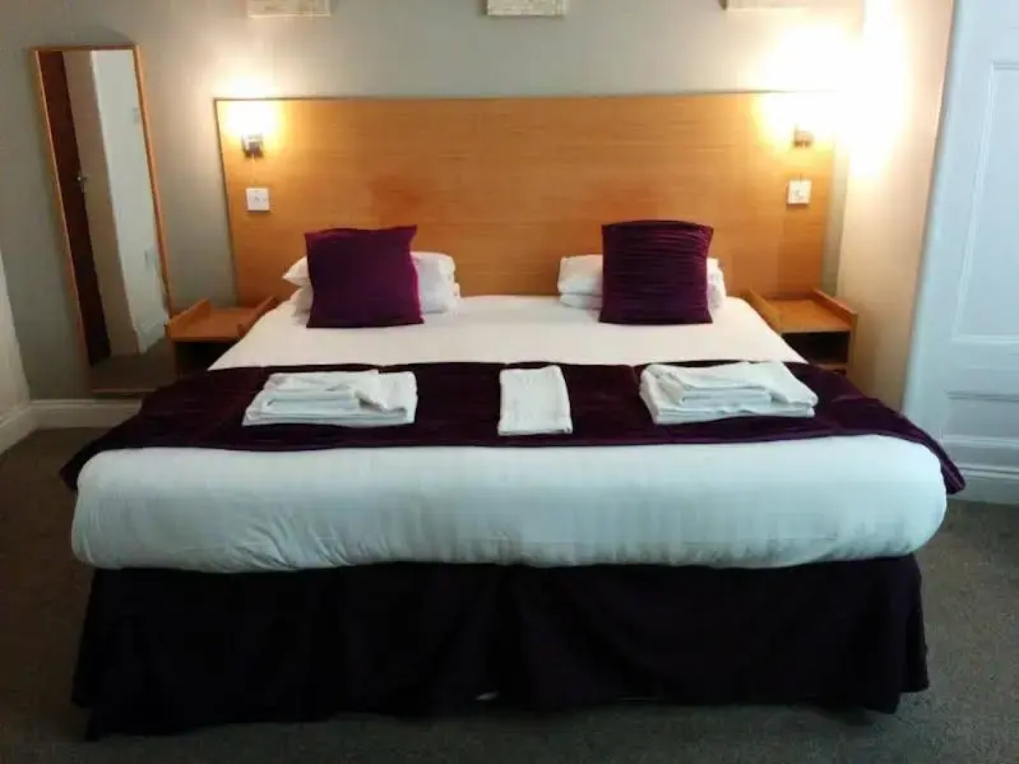 The New Dundee Carlton Hotel