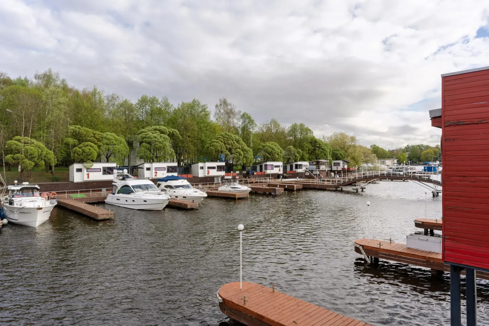 Яхт-клуб Резорт