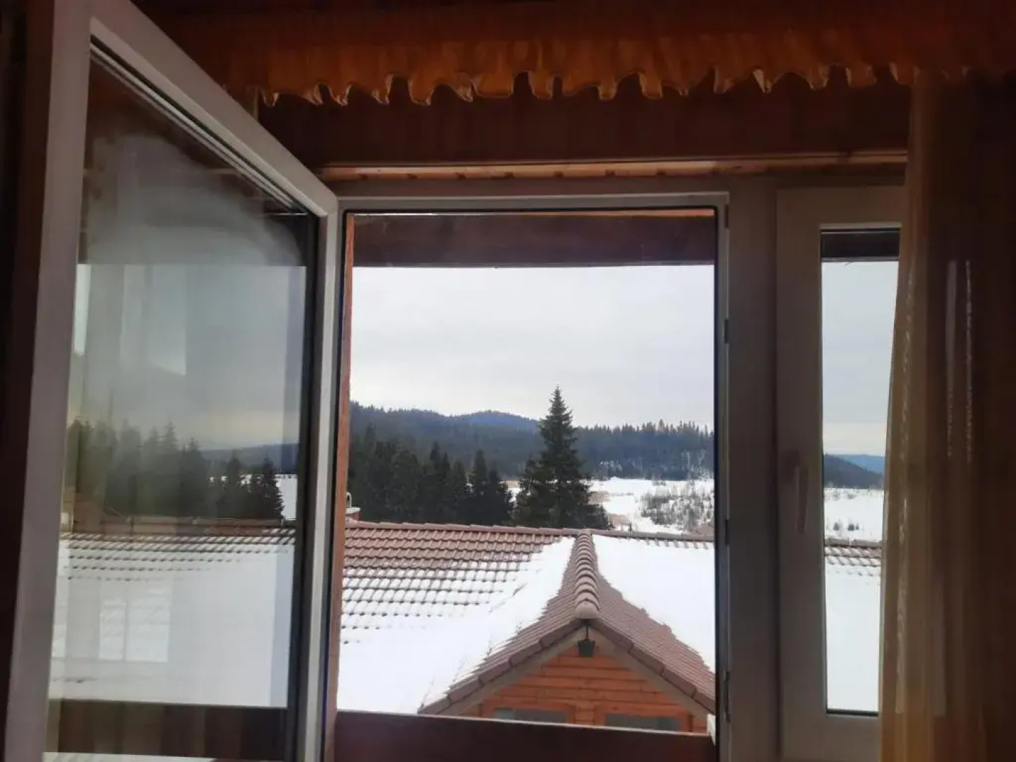 Antal Villa - 5mins to ski slope & 1min to skating