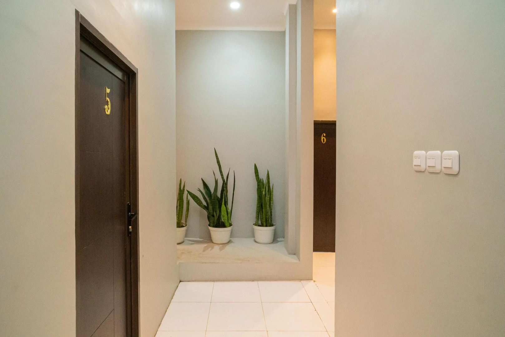 RedDoorz near Wisata Paribendo Lawang