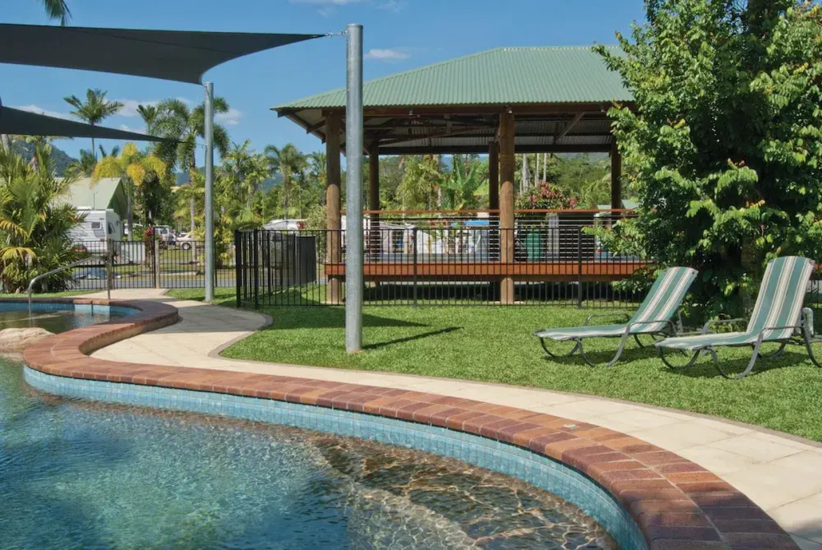 Cairns Crystal Cascades Holiday Park