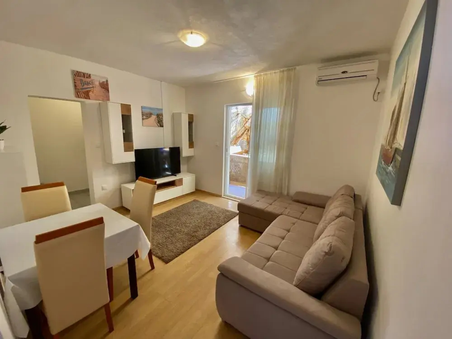 Apartment Marina