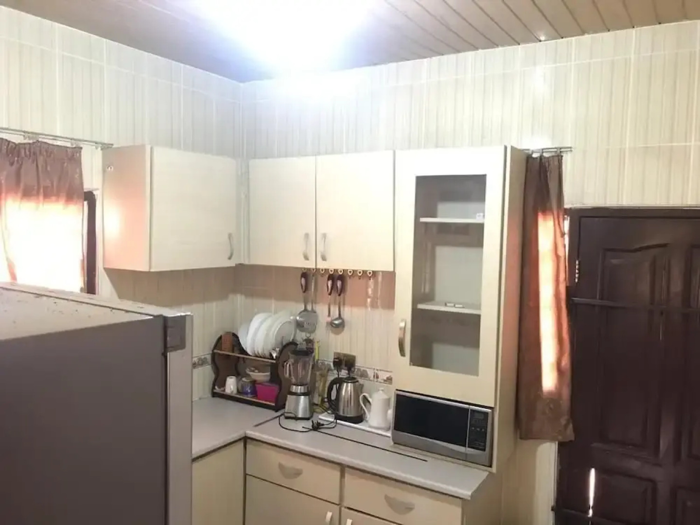 Ronna apartments at Lakeside Estates