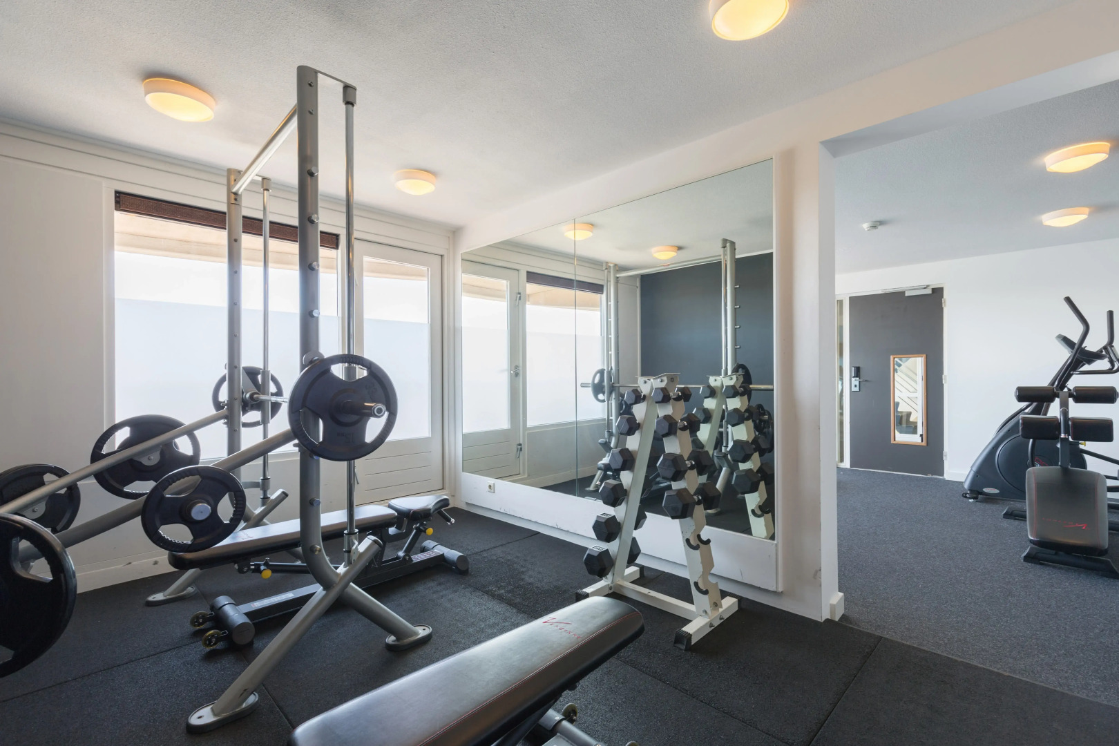 Leonardo Hotel IJmuiden Seaport Beach